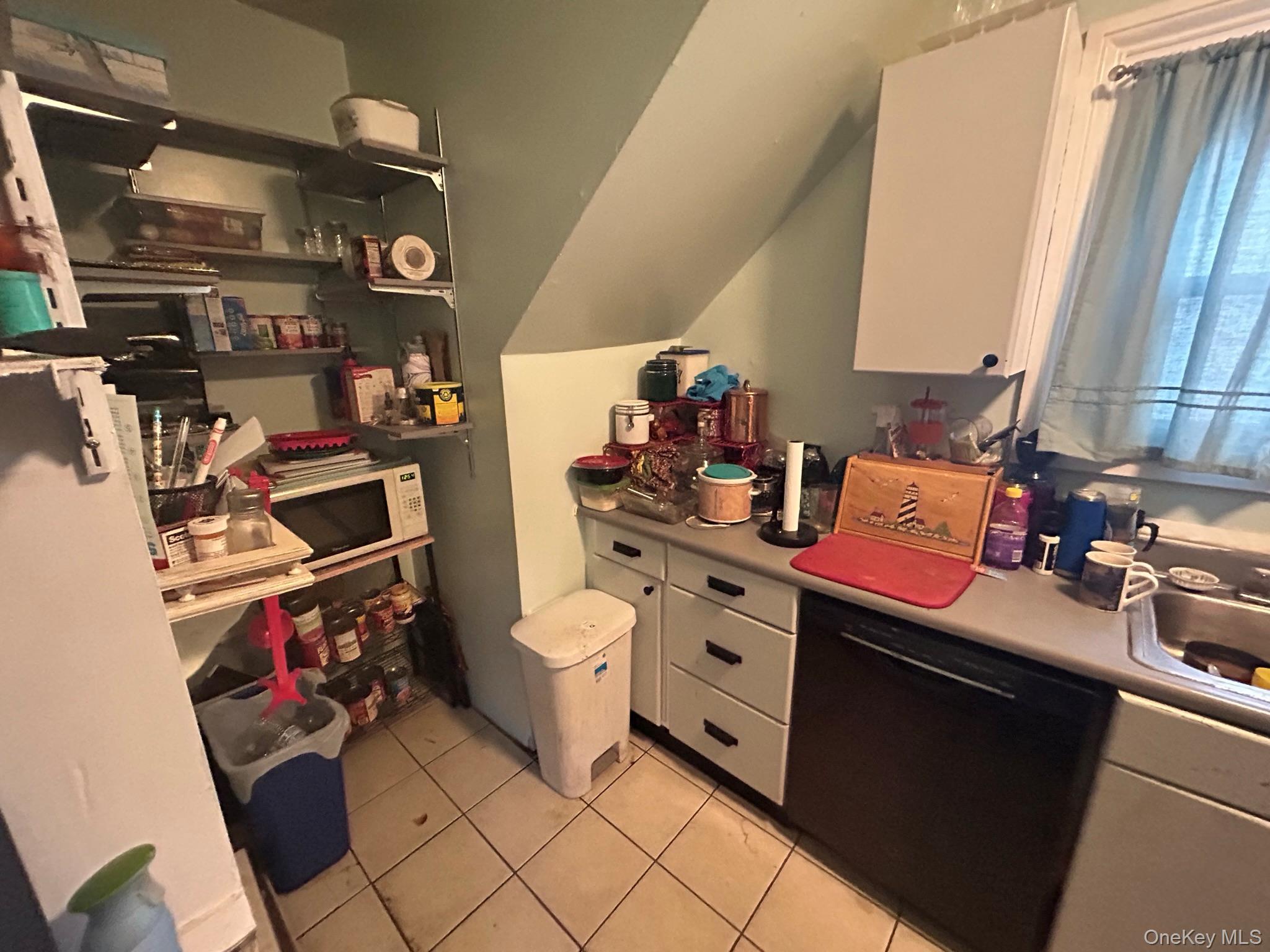 Single Family Fair Ulster County, NY 12401, MLS-917470-7