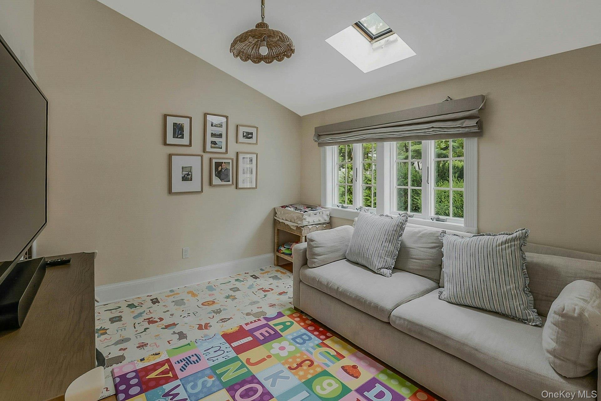 Single Family Berry Hill Nassau County, NY 11791, MLS-917476-14