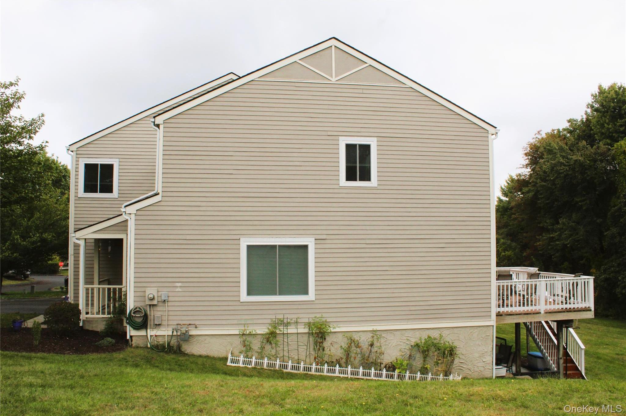 Single Family Highview Dutchess County, NY 12533, MLS-917484-34