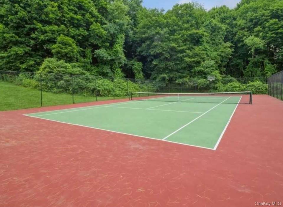 Single Family Highview  Dutchess County, NY 12533, MLS-917484-37