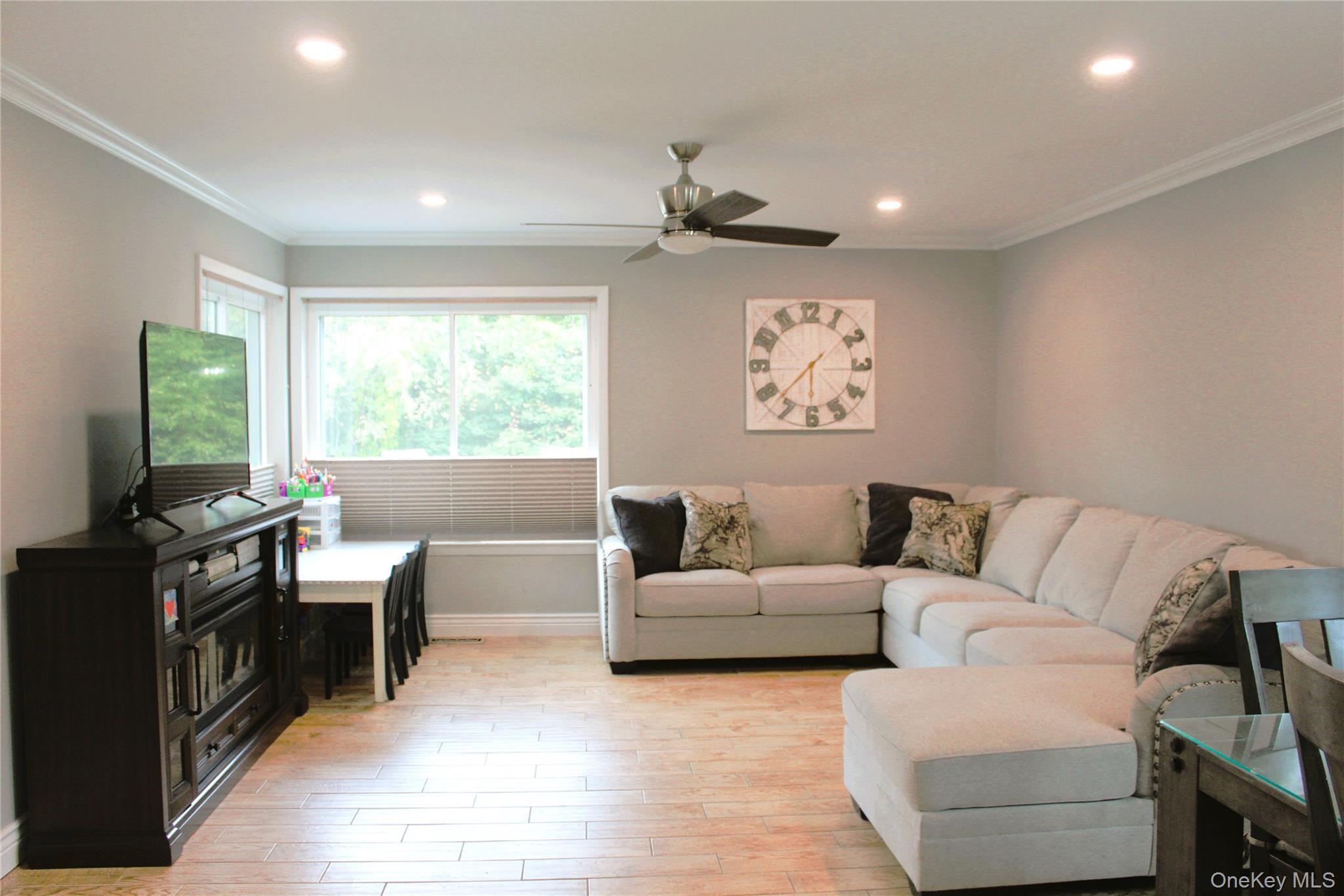 Single Family Highview Dutchess County, NY 12533, MLS-917484-6