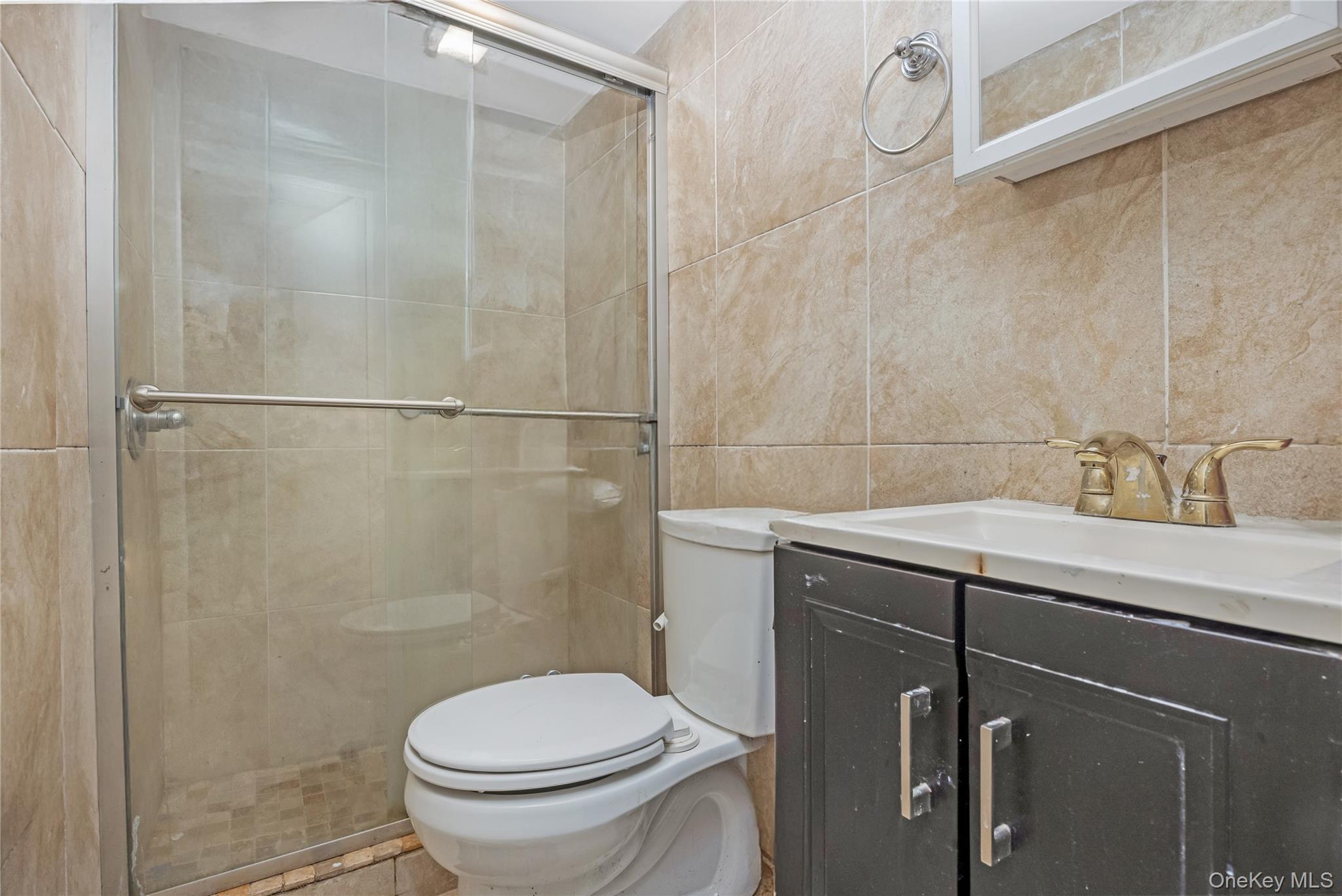 Single Family 77th  Queens, NY 11421, MLS-917488-15