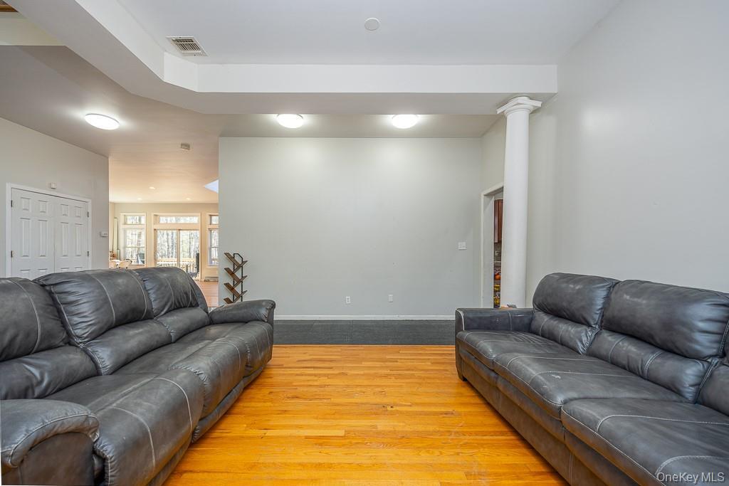 Single Family York Orange County, NY 12721, MLS-917499-13