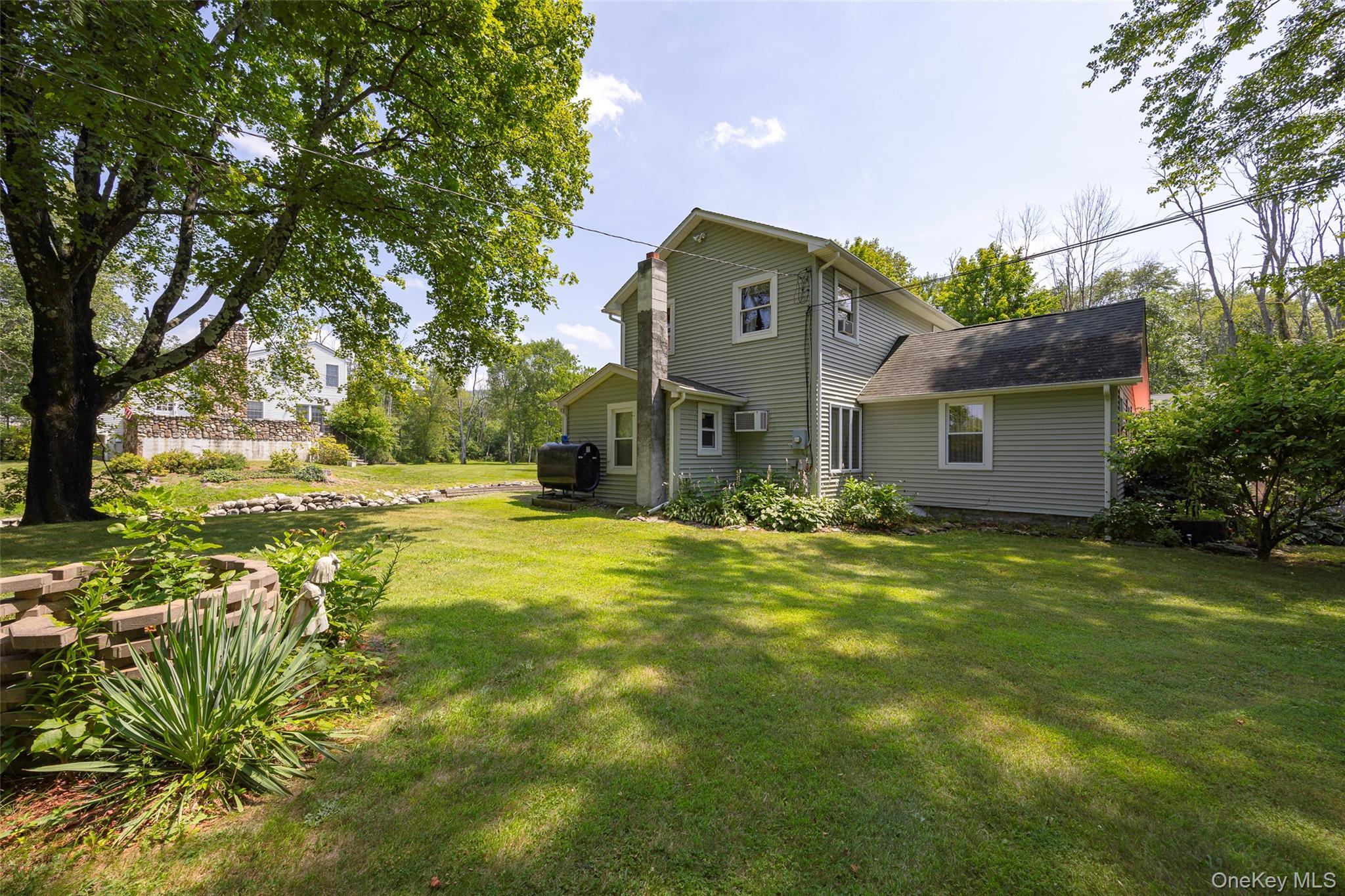 Single Family Skidmore Dutchess County, NY 12540, MLS-917532-24