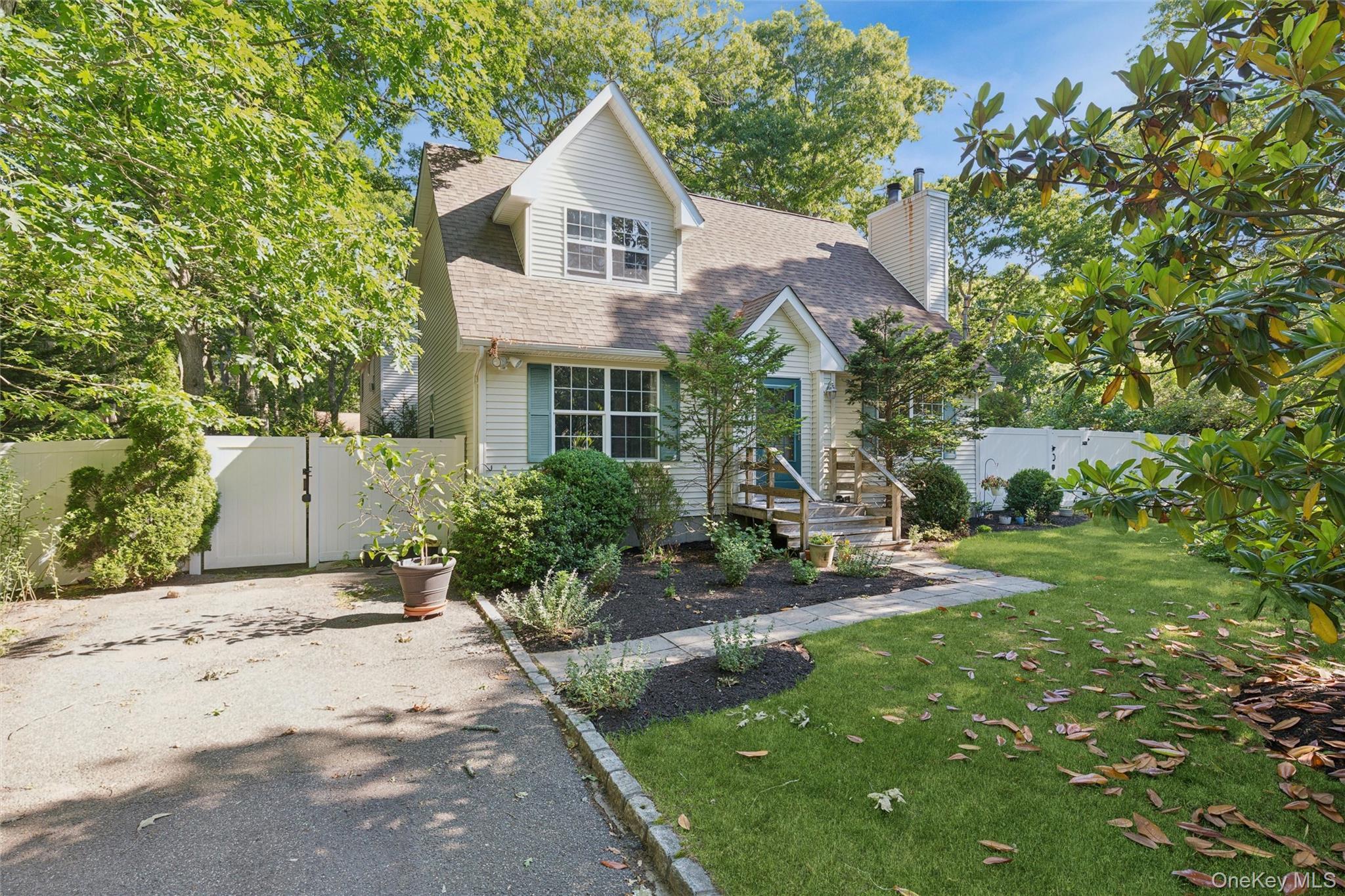 Single Family Atlantic Avenue  Suffolk County, NY 11946, MLS-917538-25