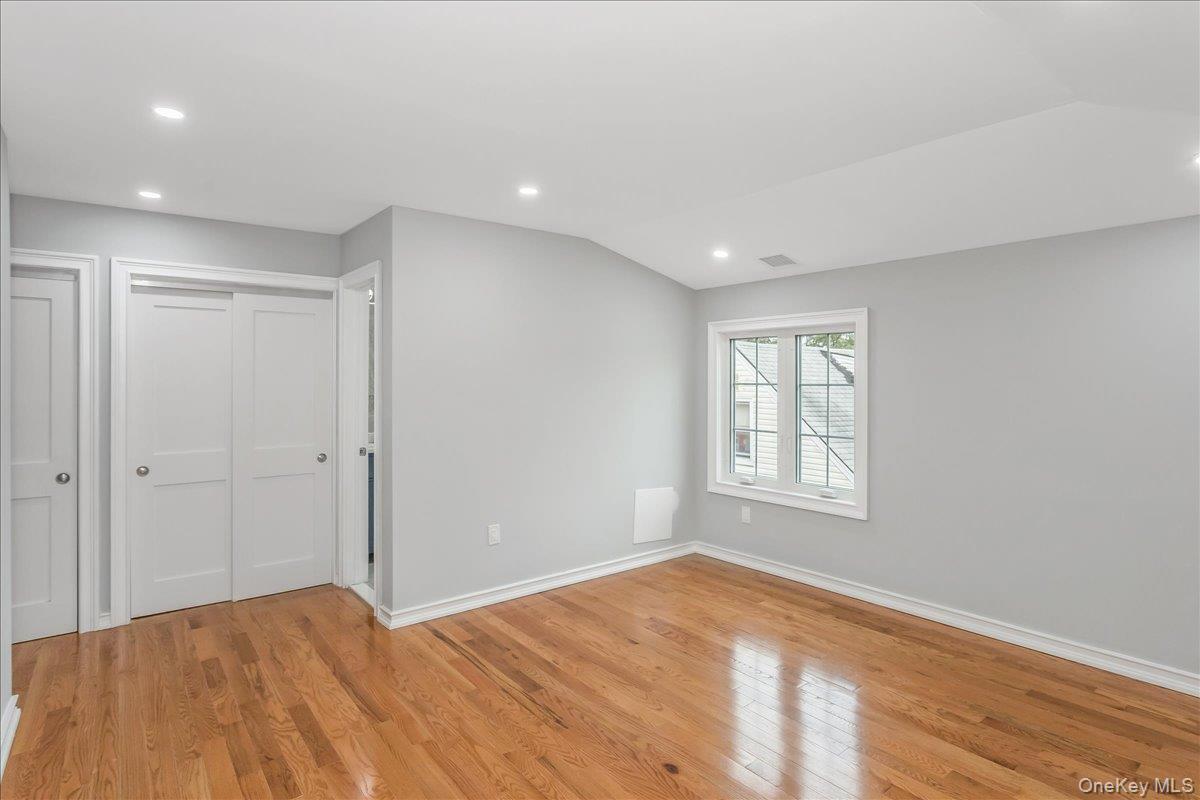 Single Family Caney Queens, NY 11422, MLS-917560-20