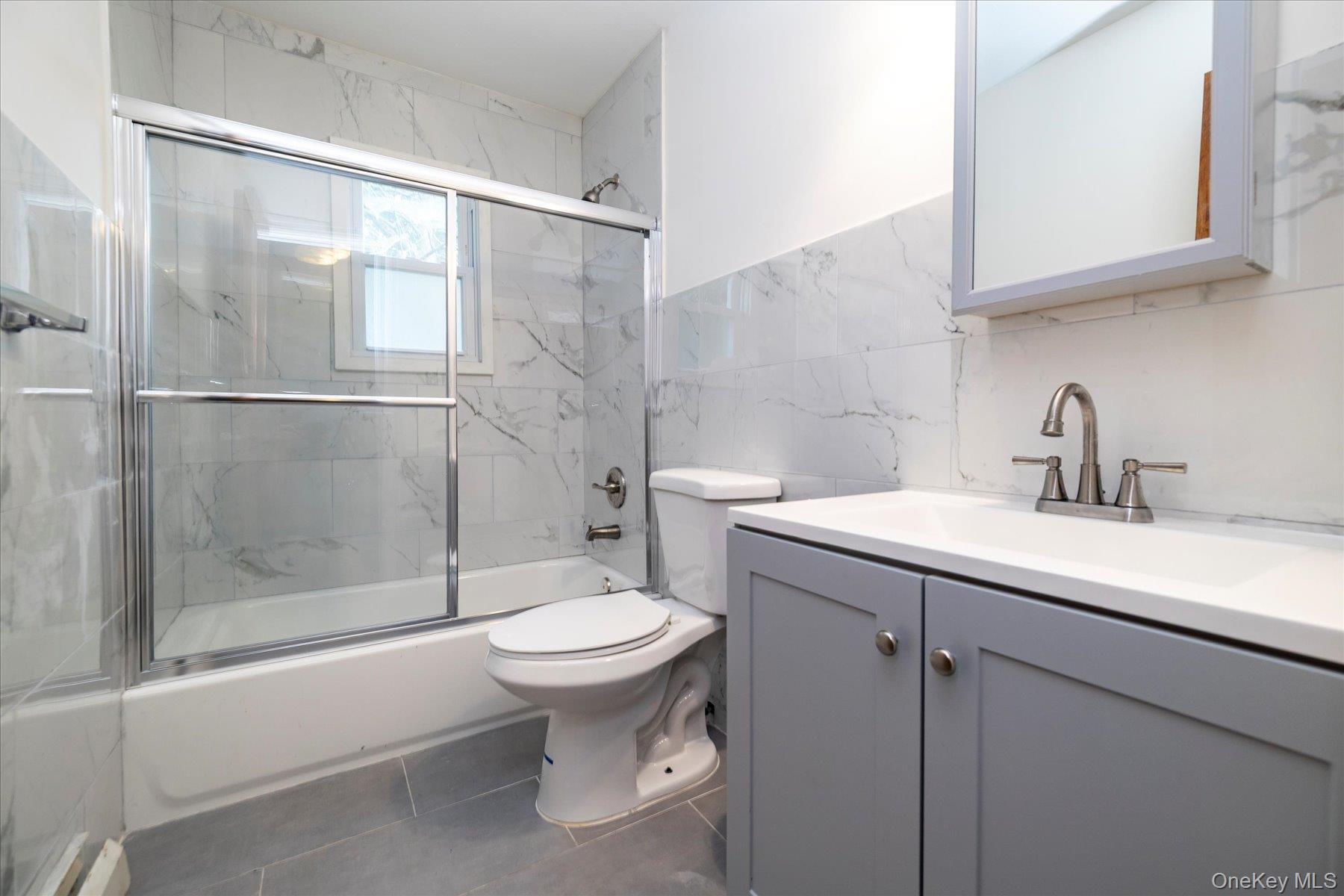 Single Family Coolidge Suffolk County, NY 11701, MLS-917562-12