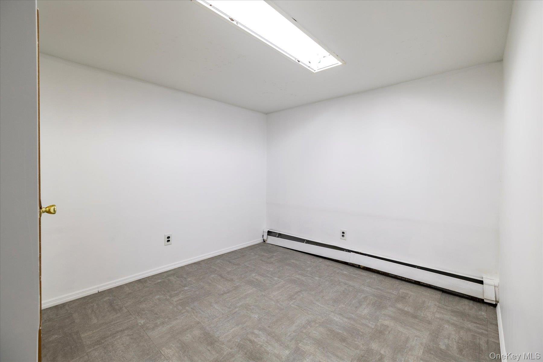 Single Family Coolidge Suffolk County, NY 11701, MLS-917562-16