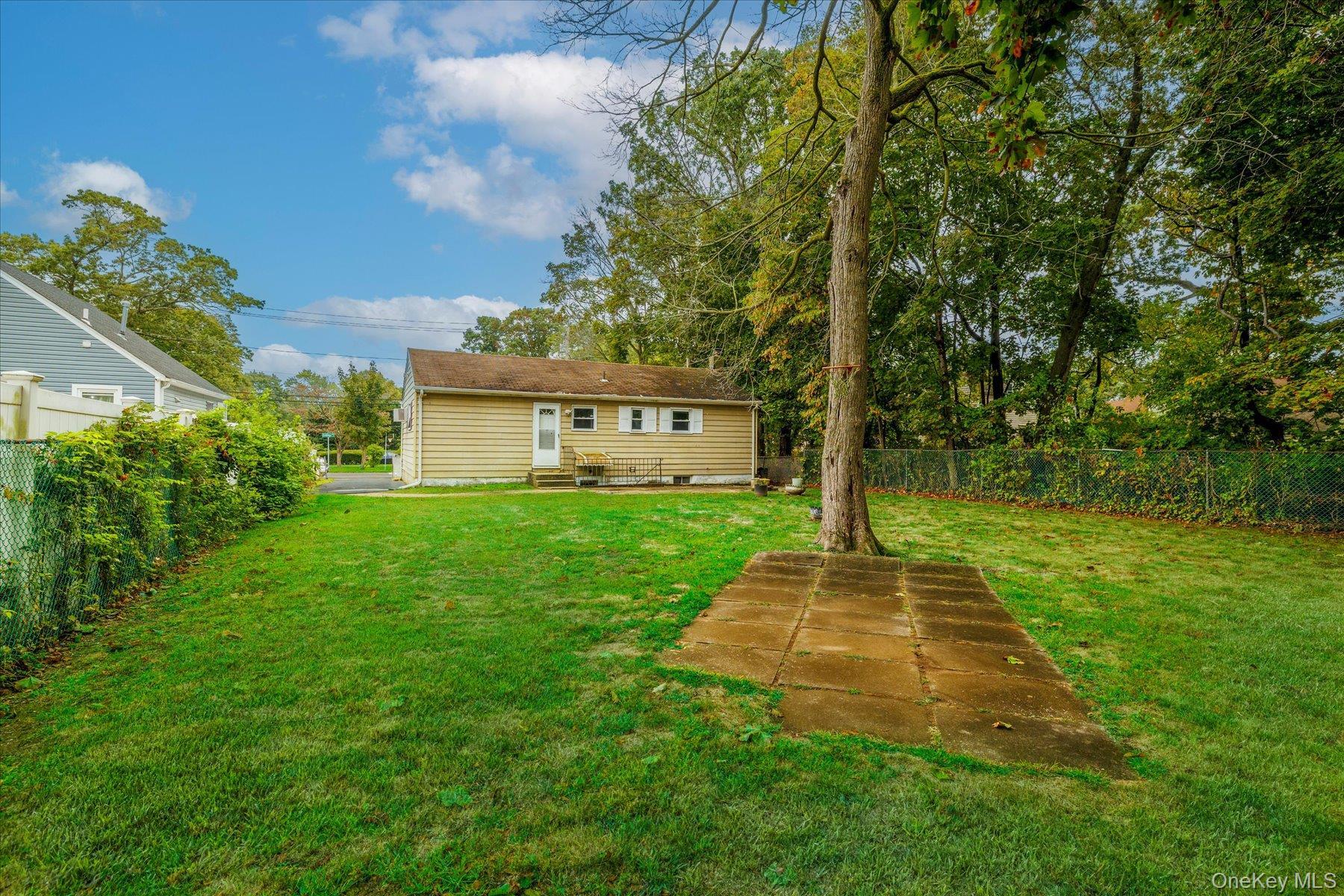 Single Family Coolidge  Suffolk County, NY 11701, MLS-917562-24