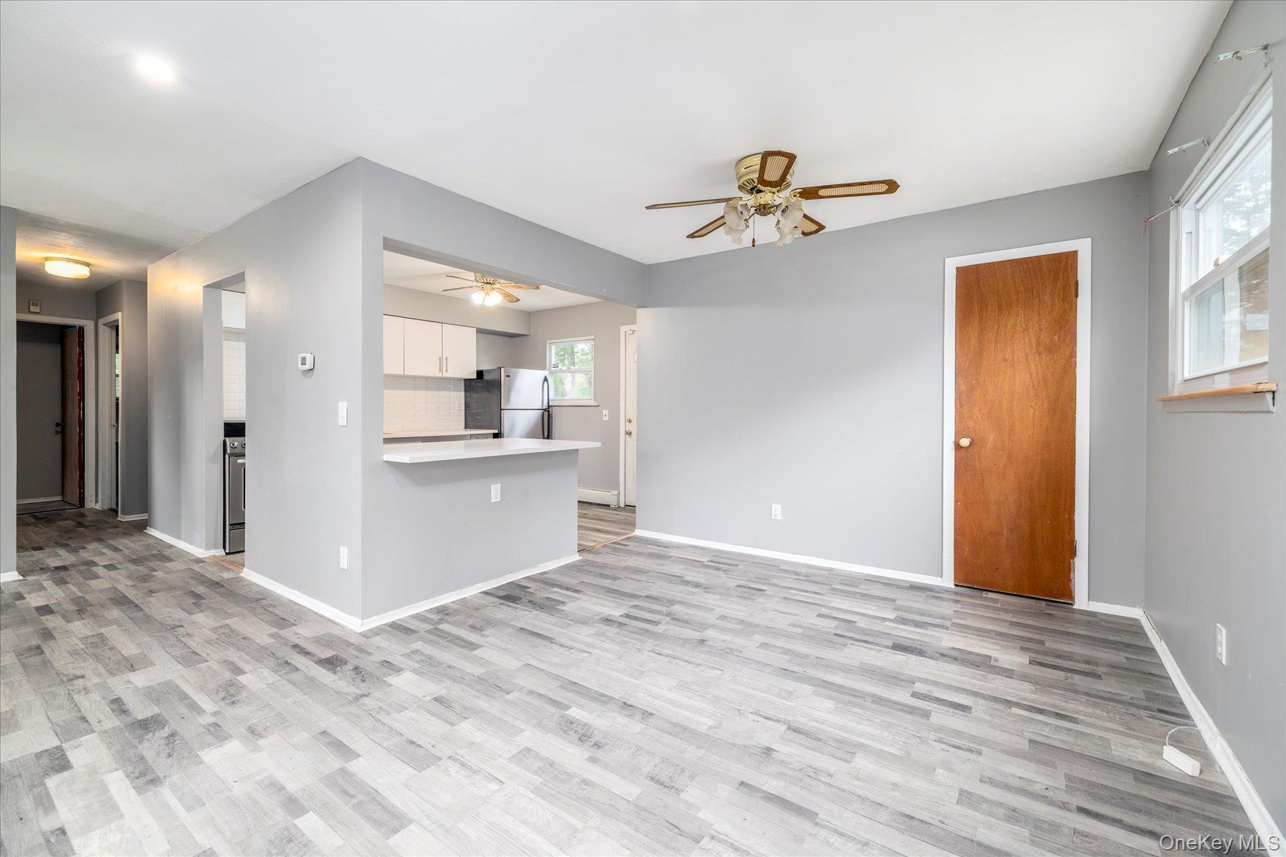 Single Family Coolidge Suffolk County, NY 11701, MLS-917562-6