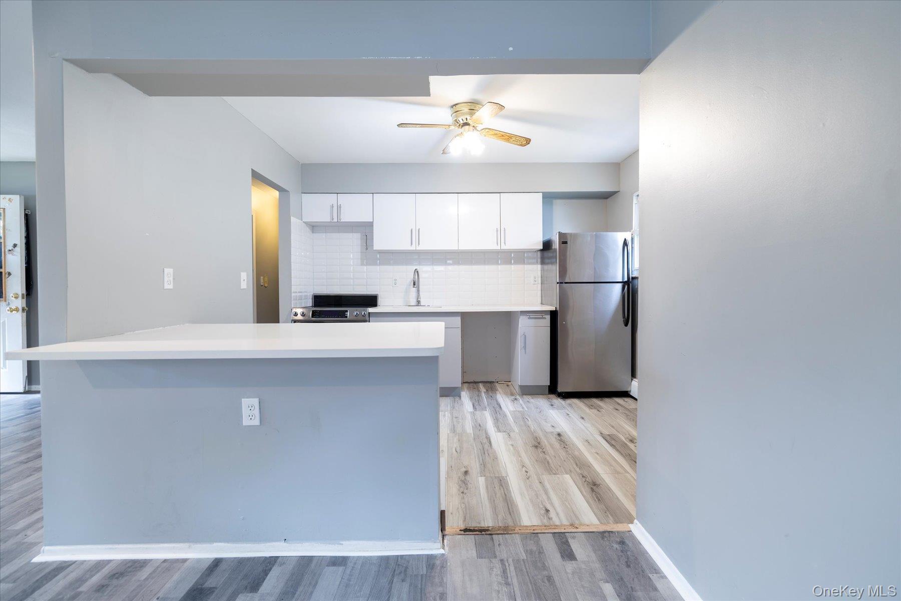 Single Family Coolidge Suffolk County, NY 11701, MLS-917562-8