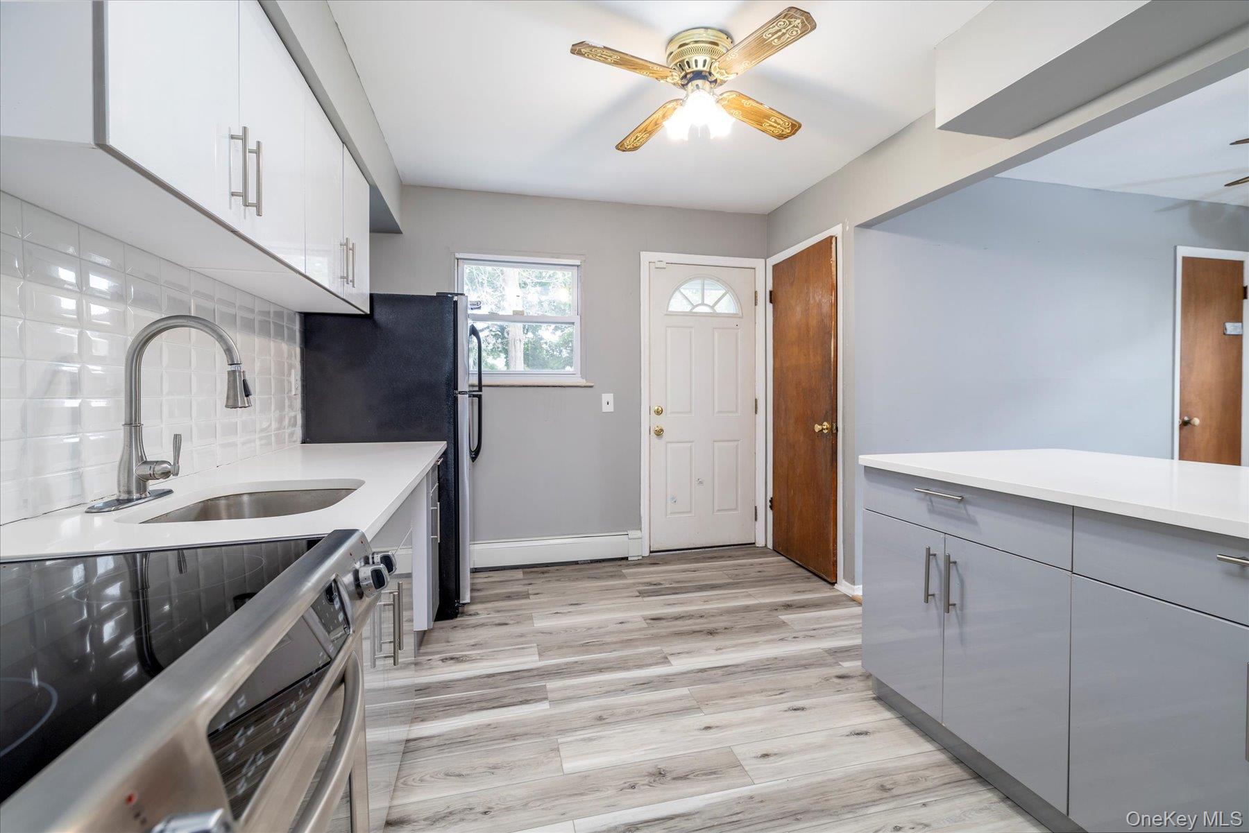 Single Family Coolidge Suffolk County, NY 11701, MLS-917562-9