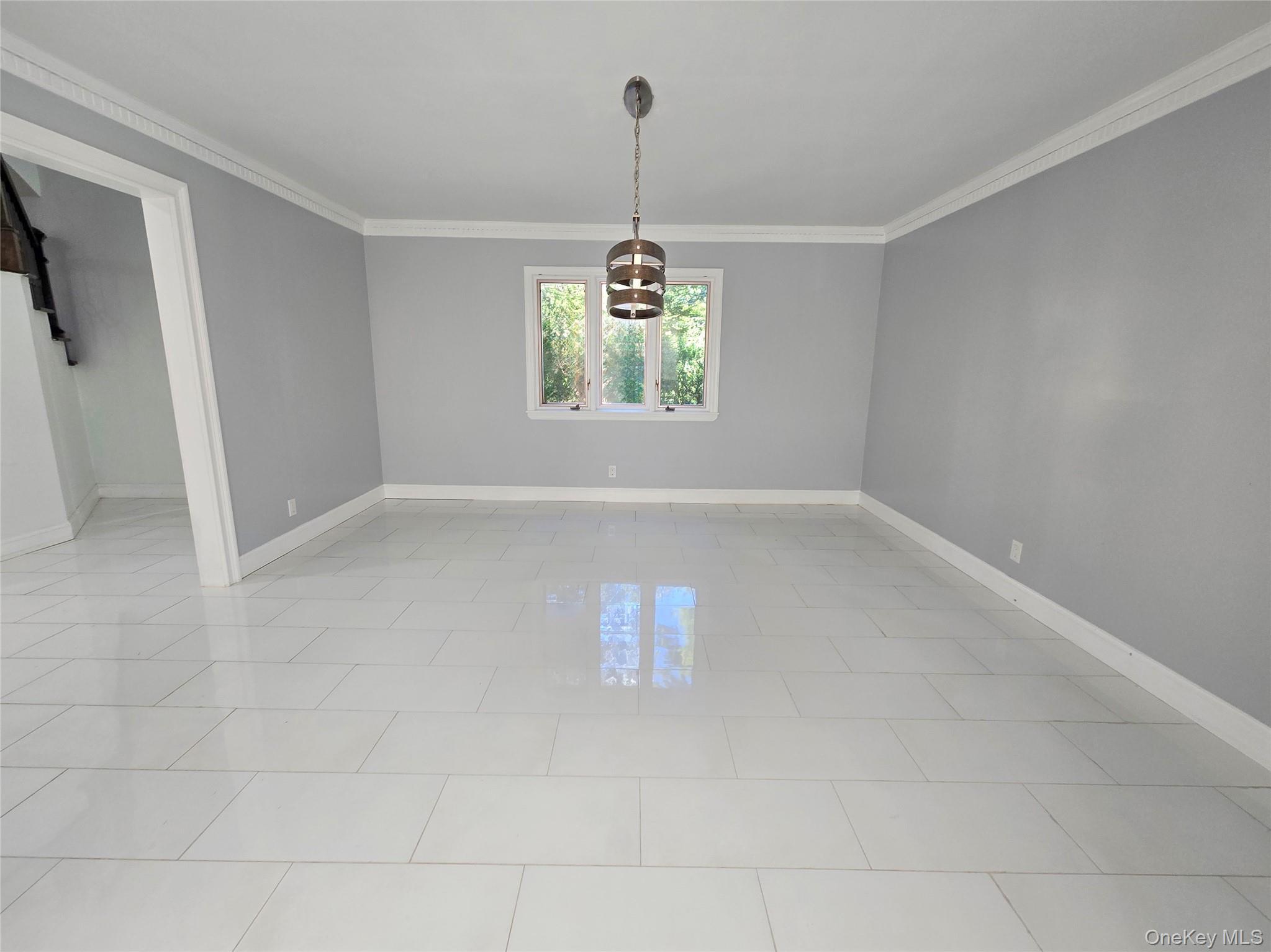 Single Family Valley Nassau County, NY 11568, MLS-917596-16