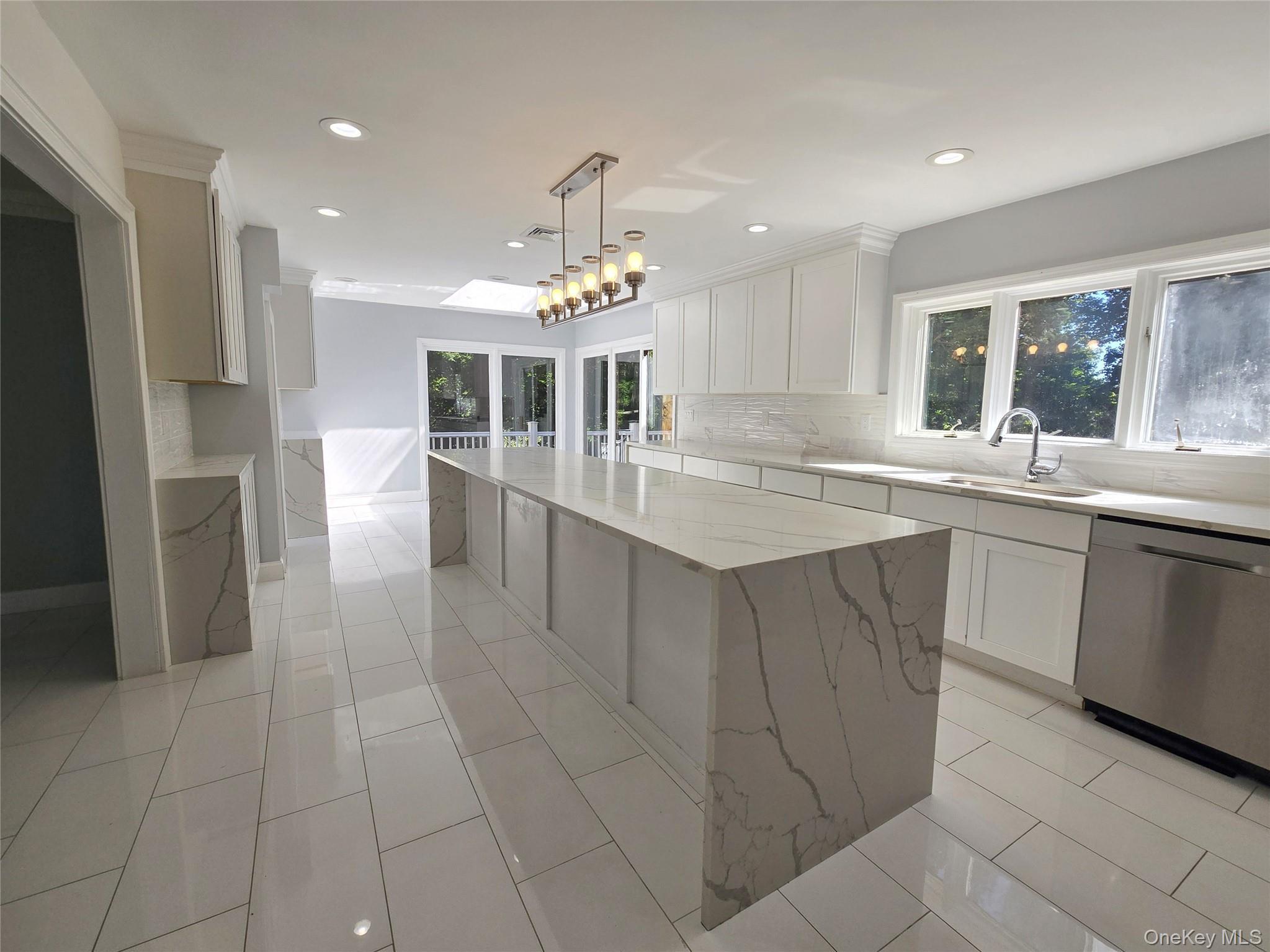 Single Family Valley Nassau County, NY 11568, MLS-917596-45