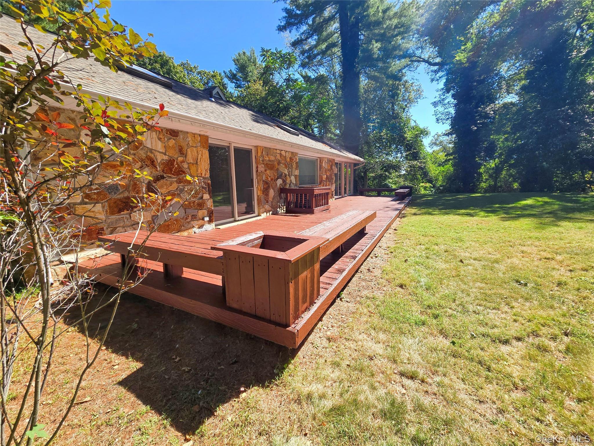 Single Family Valley Nassau County, NY 11568, MLS-917596-5