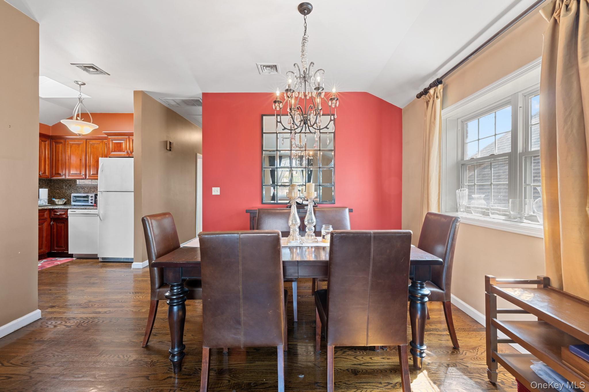 Single Family Bayview  Bronx, NY 10465, MLS-917617-10