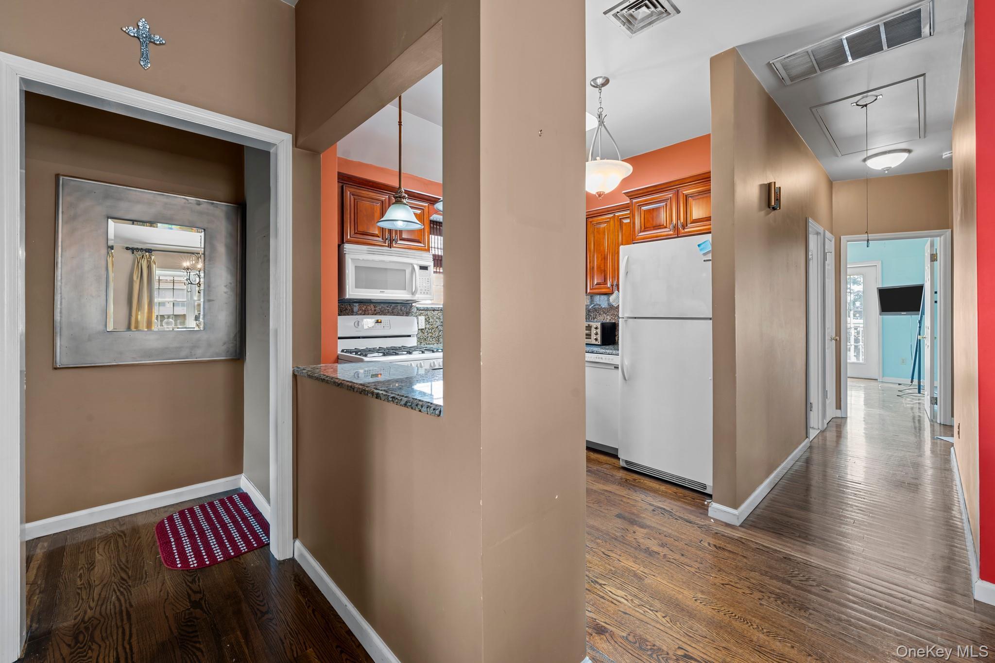 Single Family Bayview  Bronx, NY 10465, MLS-917617-18