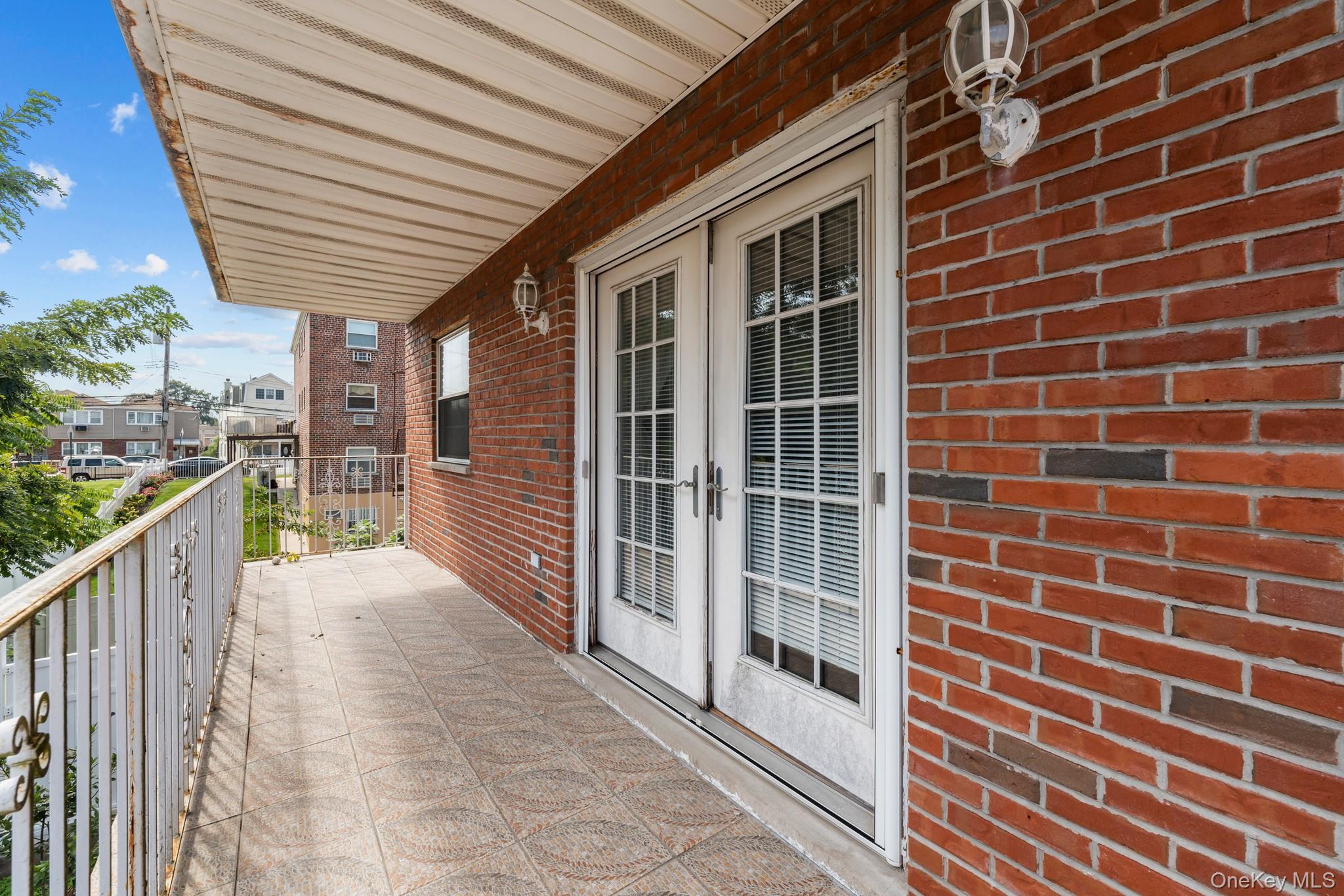 Single Family Bayview  Bronx, NY 10465, MLS-917617-4