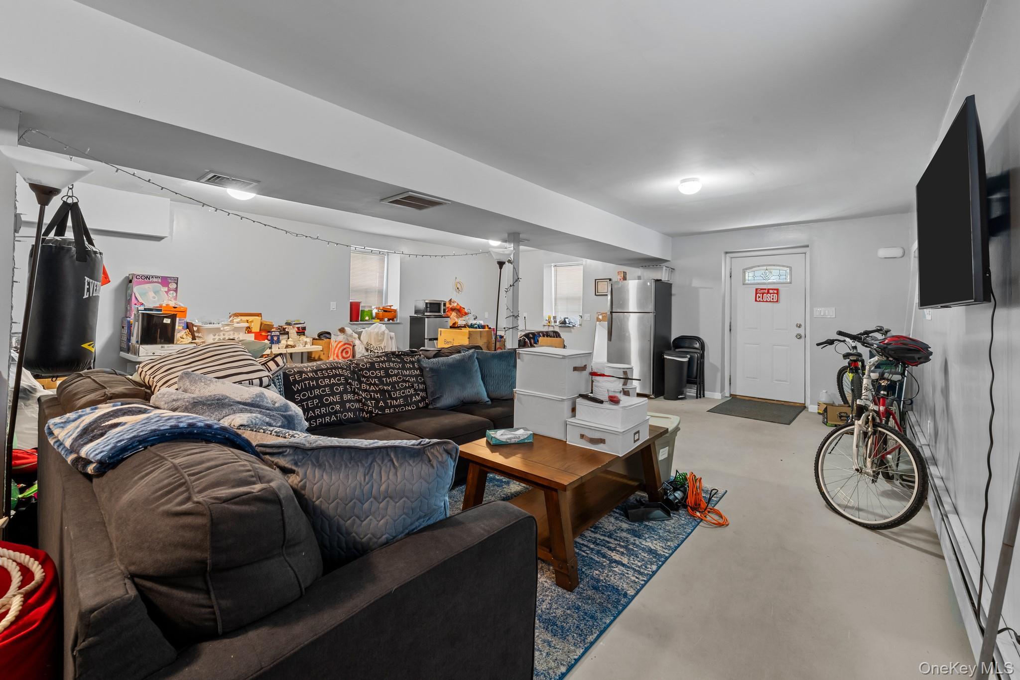 Single Family Bayview  Bronx, NY 10465, MLS-917617-40