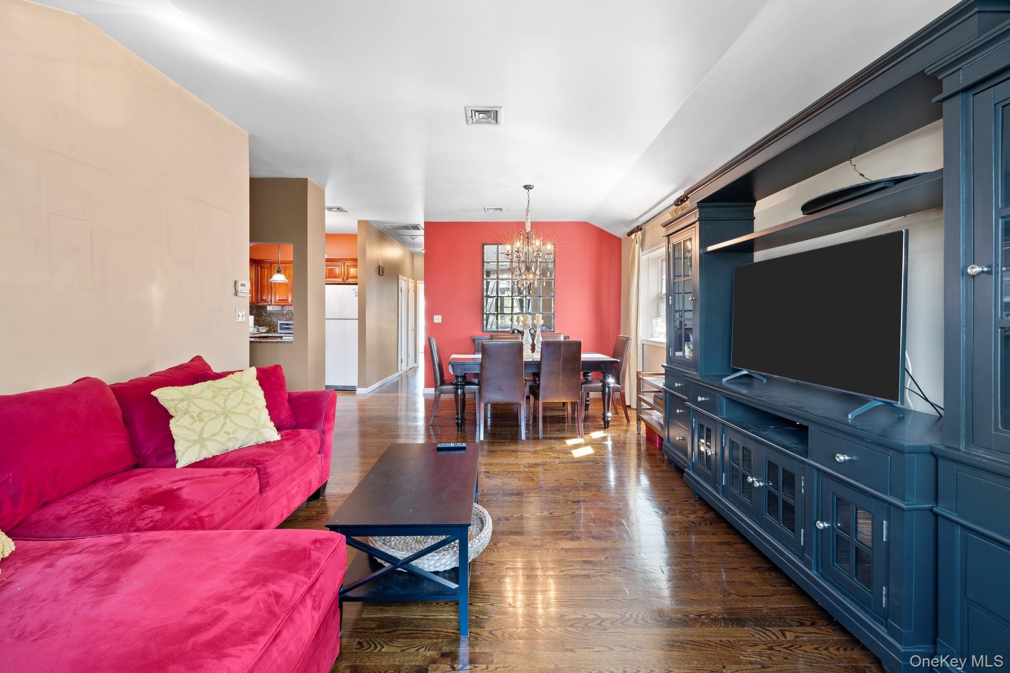 Single Family Bayview  Bronx, NY 10465, MLS-917617-8