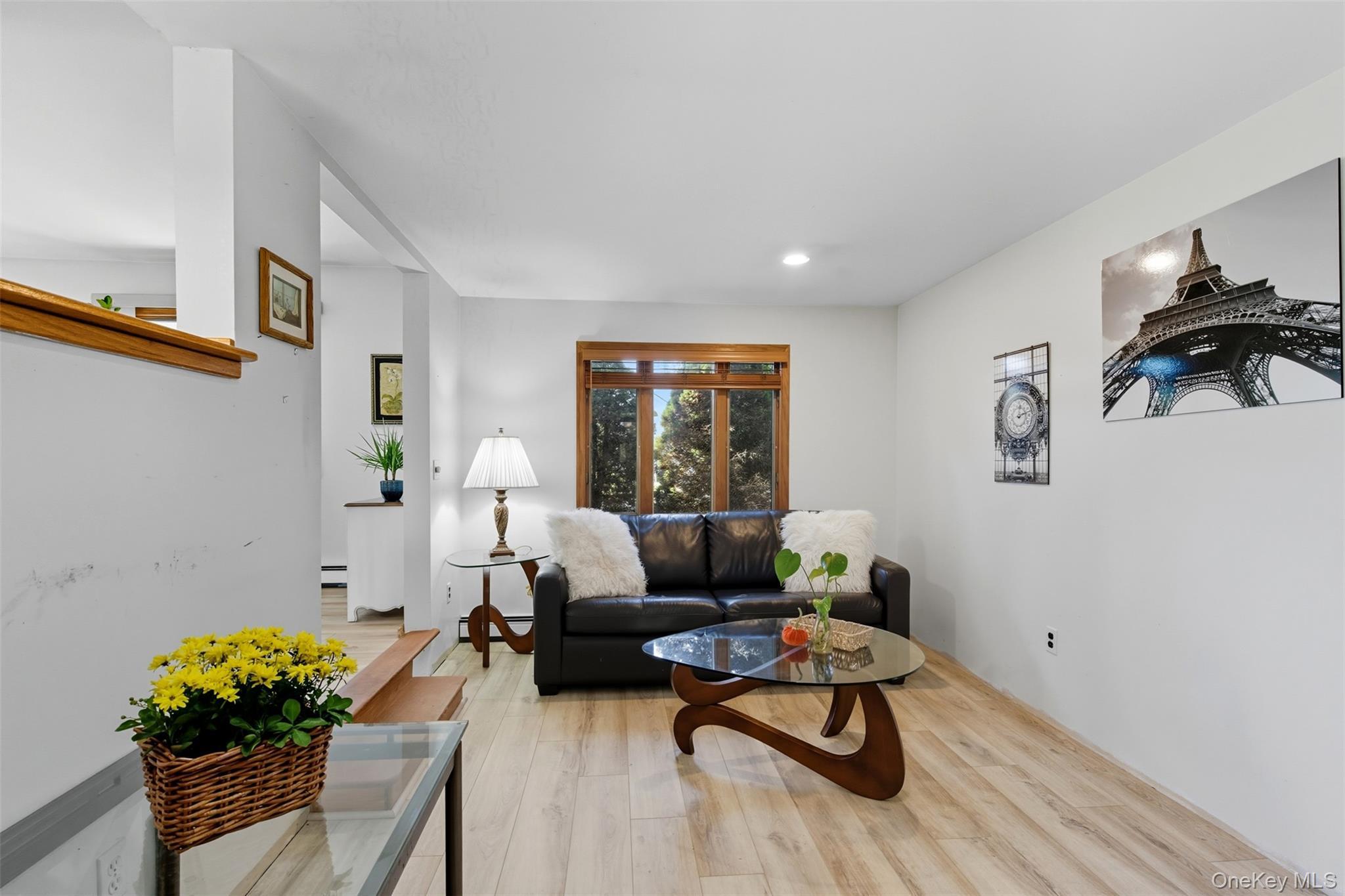 Single Family 5th  Suffolk County, NY 11731, MLS-917619-12