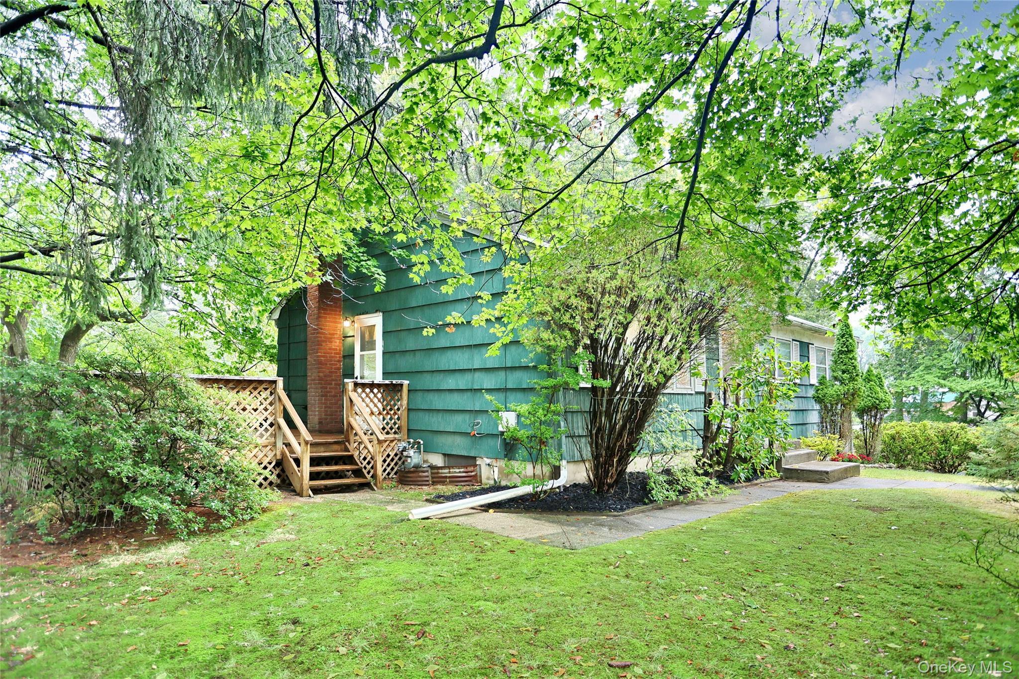 Single Family Midway  Rockland County, NY 10977, MLS-917624-22