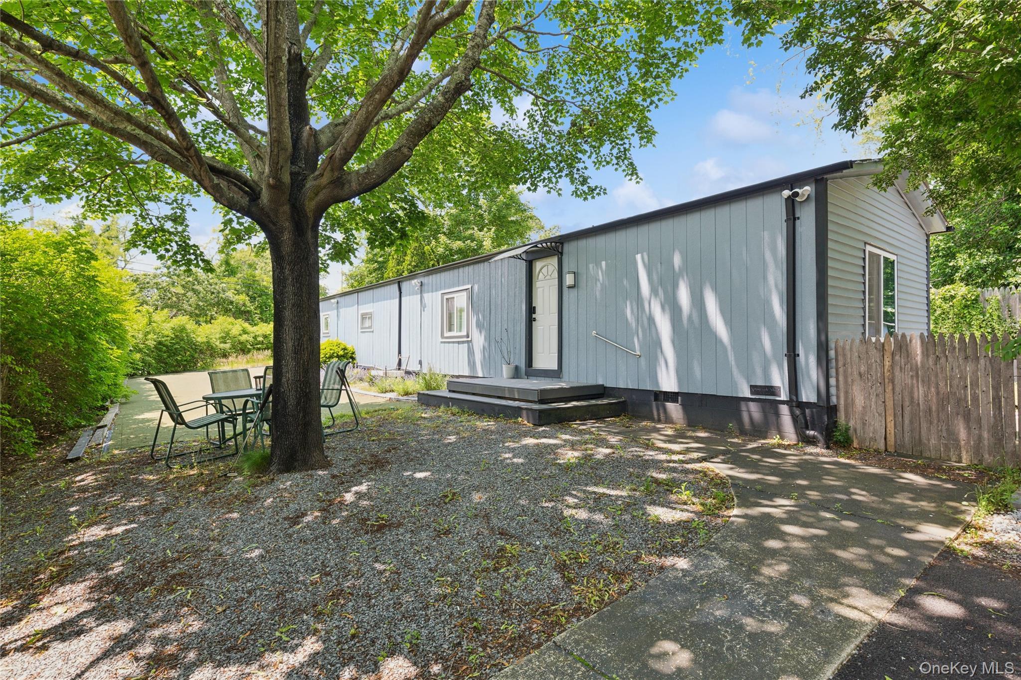 Single Family North Railroad Avenue  Suffolk County, NY 11901-6016, MLS-917625-21