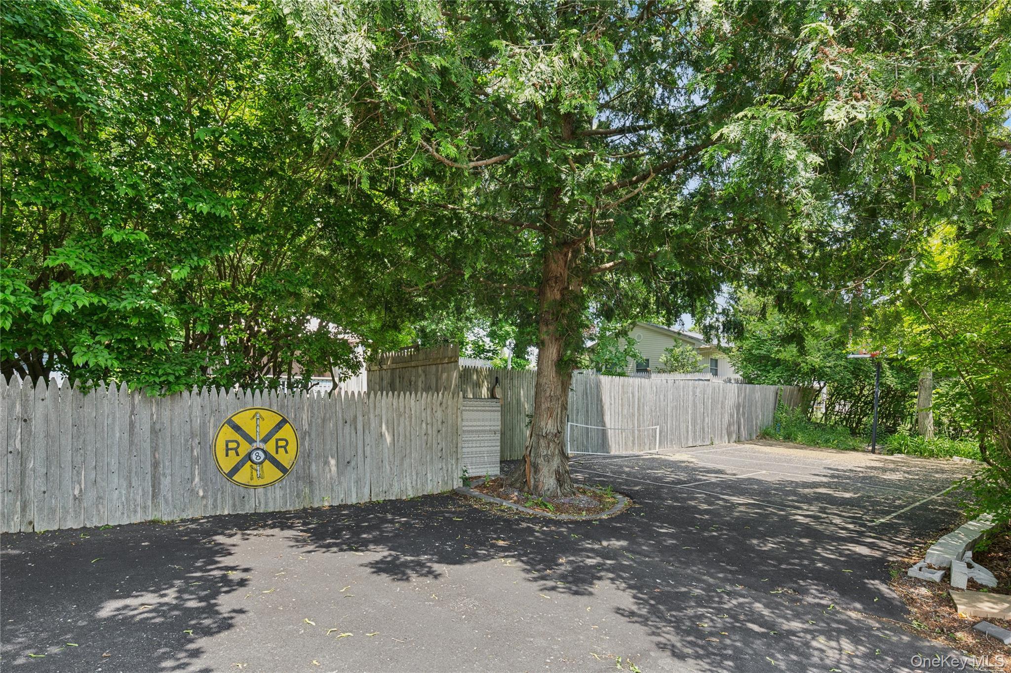 Single Family North Railroad Avenue  Suffolk County, NY 11901-6016, MLS-917625-22