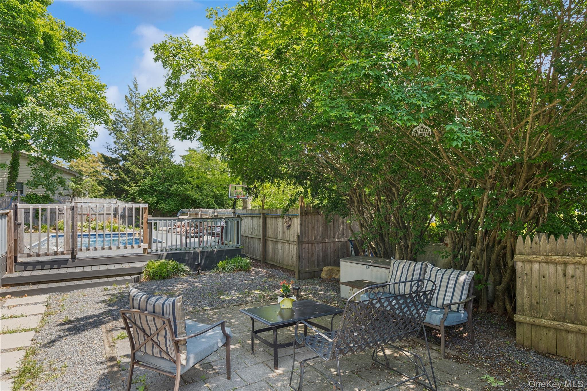 Single Family North Railroad Avenue  Suffolk County, NY 11901-6016, MLS-917625-33