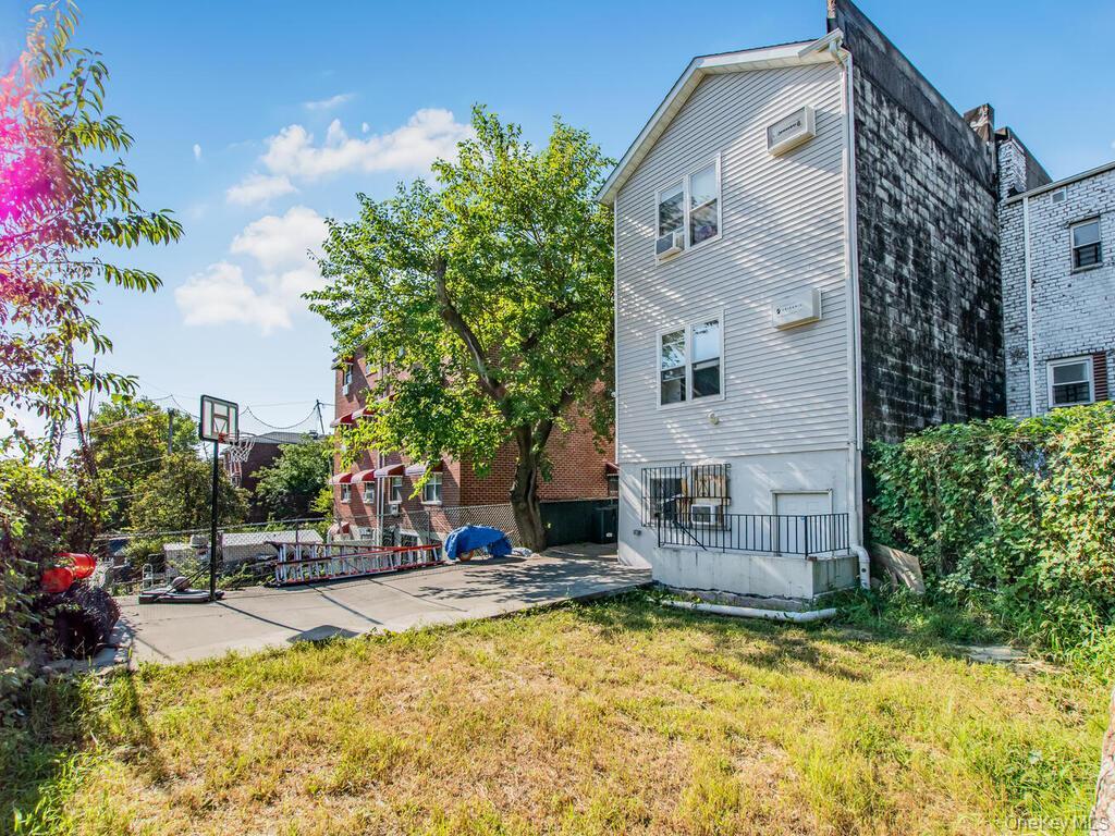 Single Family 223rd  Bronx, NY 10466, MLS-917639-19