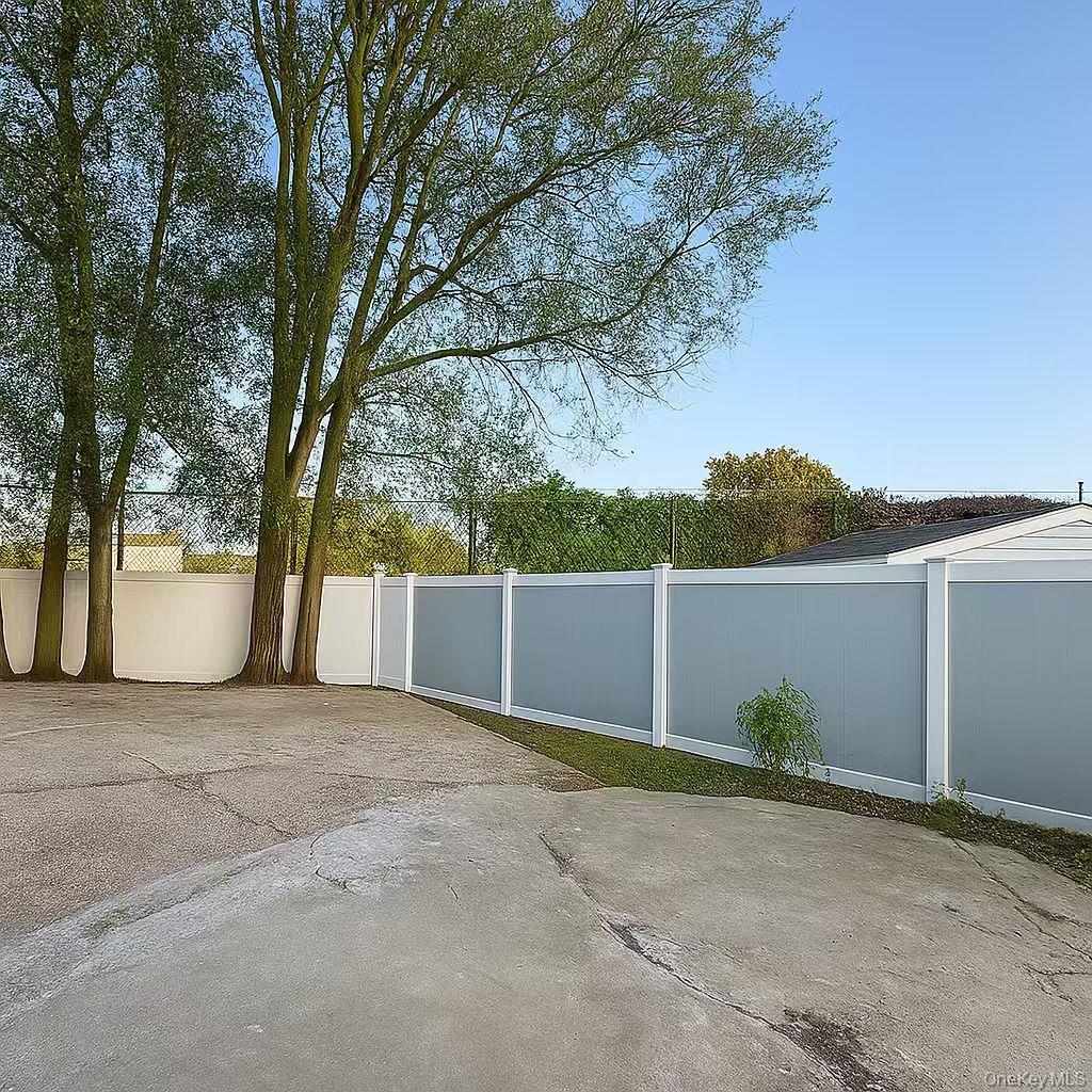 Single Family Saint Regis  Nassau County, NY 11762, MLS-917644-16