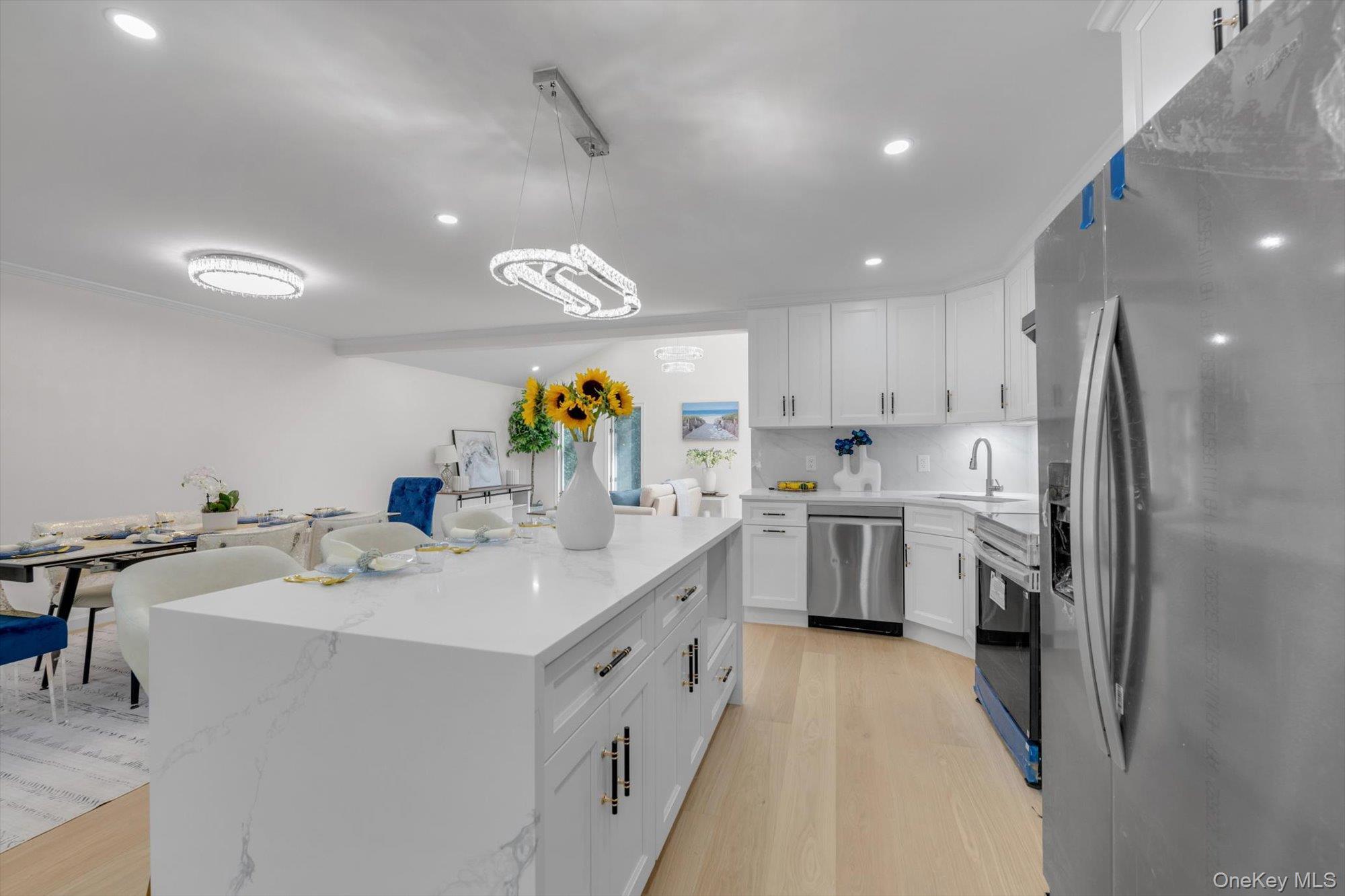 Single Family Briar Nassau County, NY 11753, MLS-917660-11