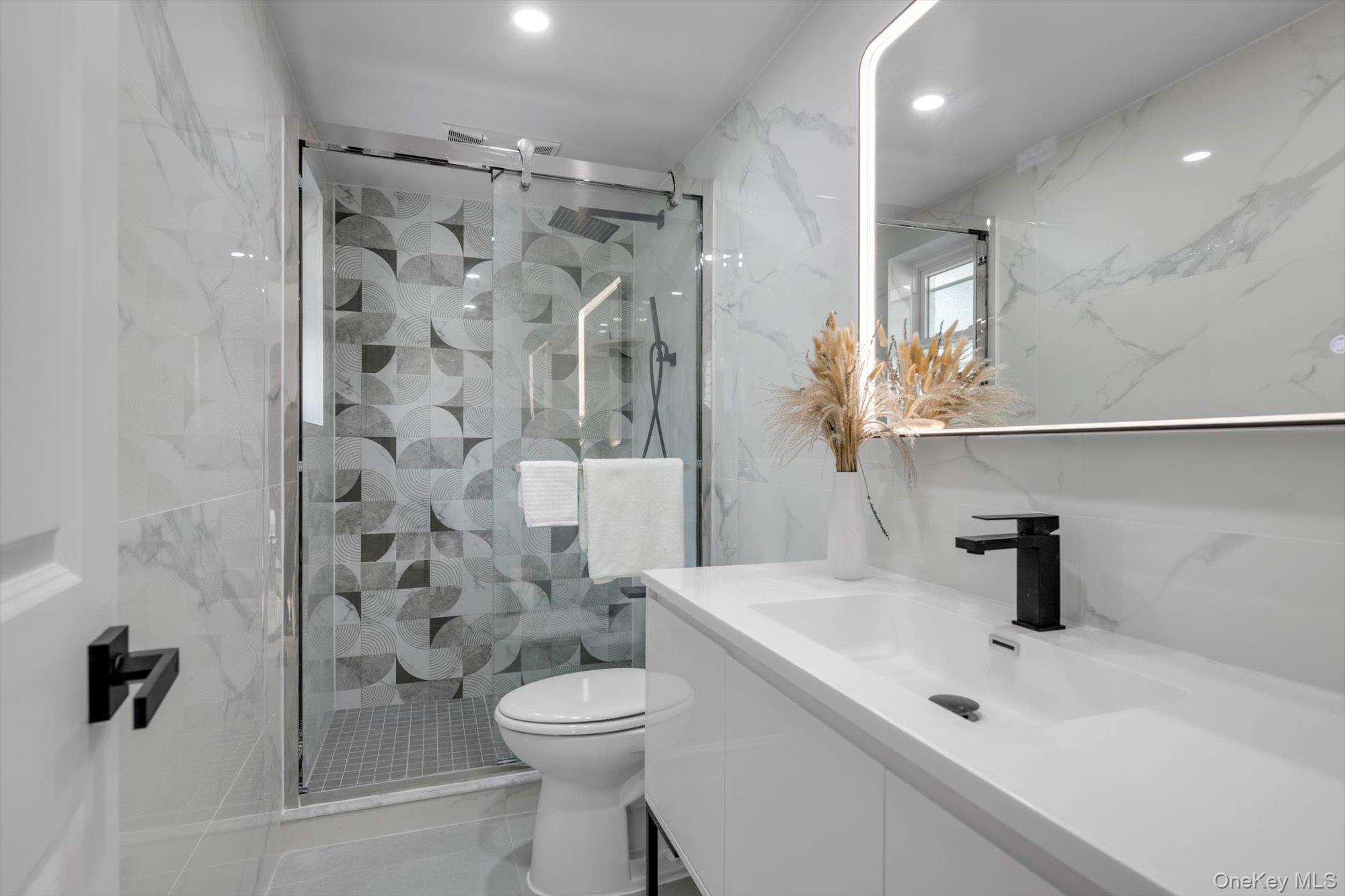 Single Family Briar Nassau County, NY 11753, MLS-917660-17