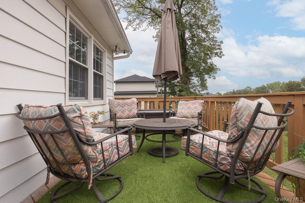 Single Family Ravenna  Rockland County, NY 10970, MLS-917668-11