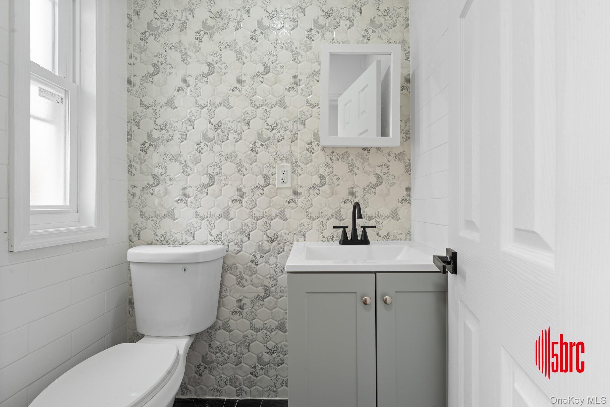 Single Family 116th  Queens, NY 11420, MLS-917690-22