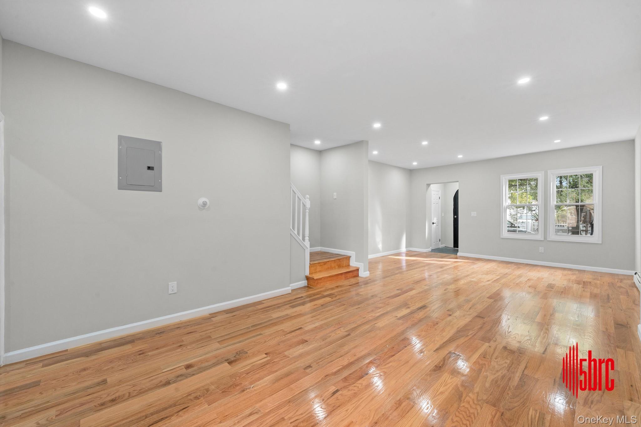 Single Family 116th  Queens, NY 11420, MLS-917690-8