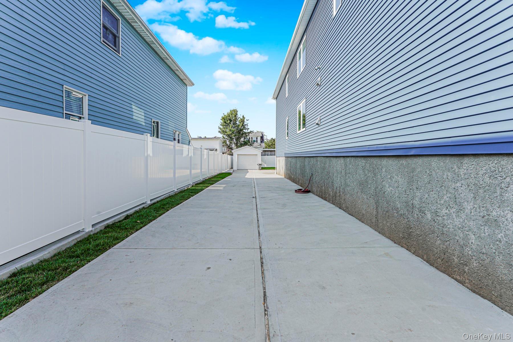 Single Family Goodall Staten Island, NY 10308, MLS-917700-34