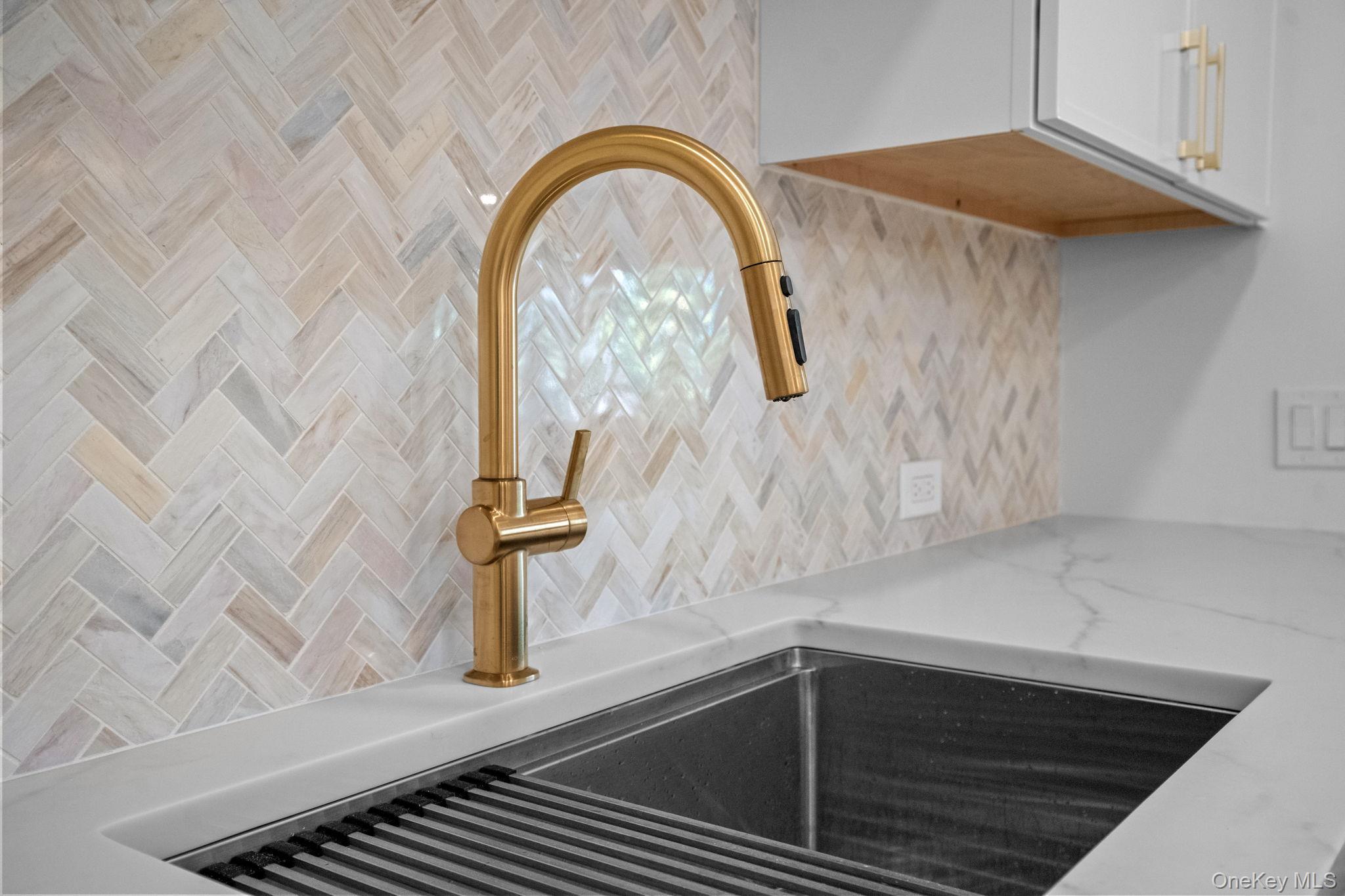 Single Family Millwood  Westchester County, NY 10514, MLS-917712-14