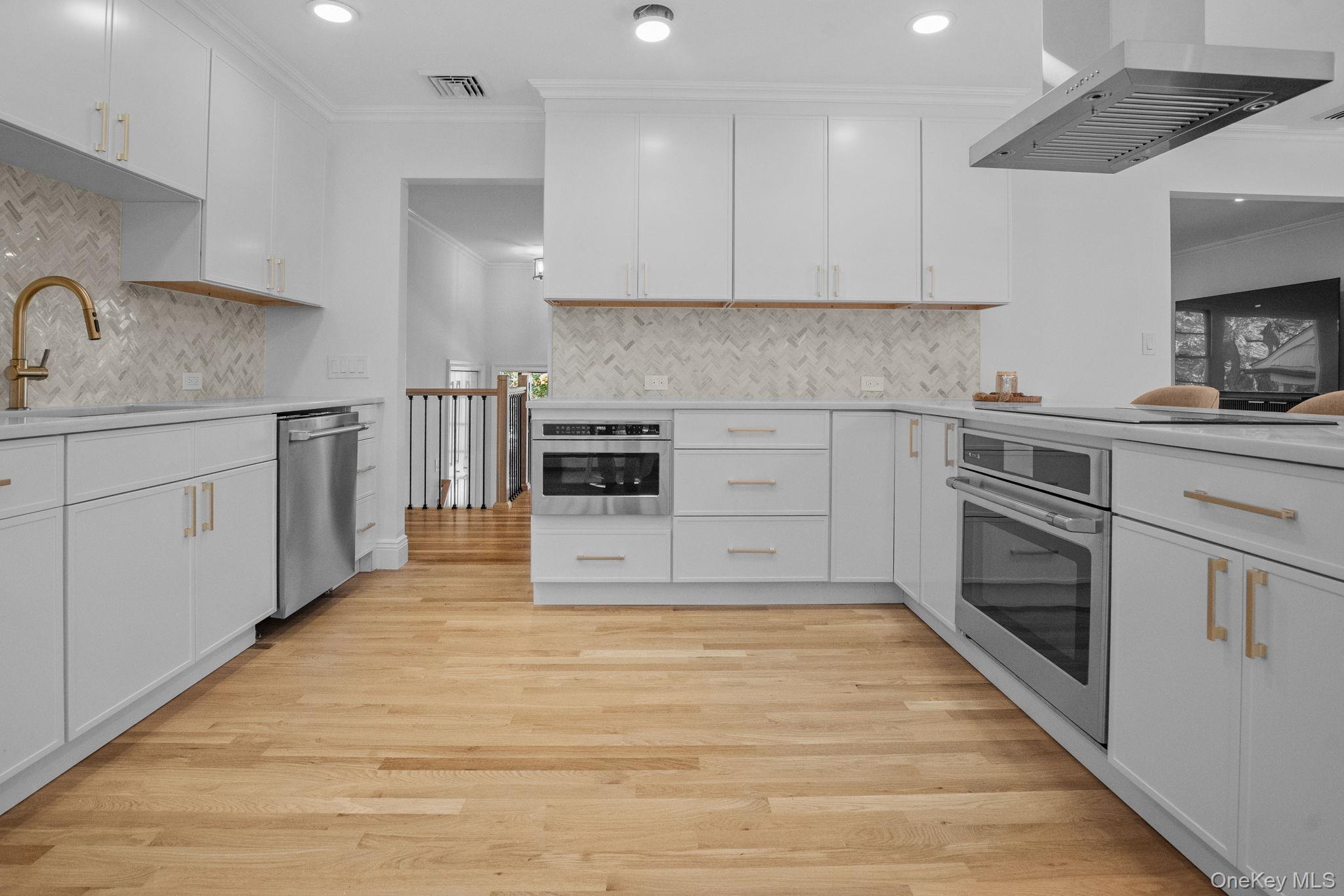 Single Family Millwood  Westchester County, NY 10514, MLS-917712-16