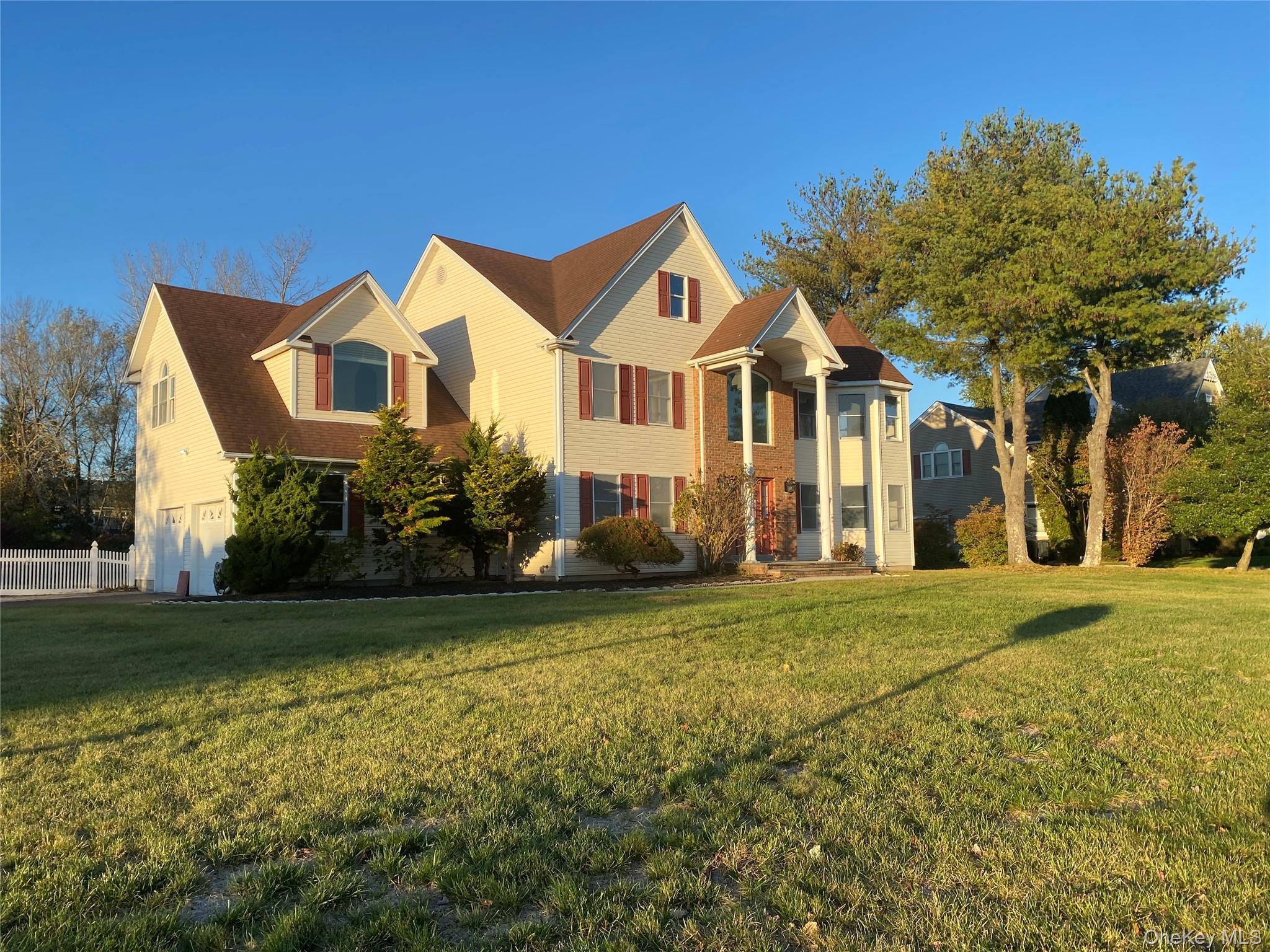 Single Family Pal  Suffolk County, NY 11786, MLS-917722-2