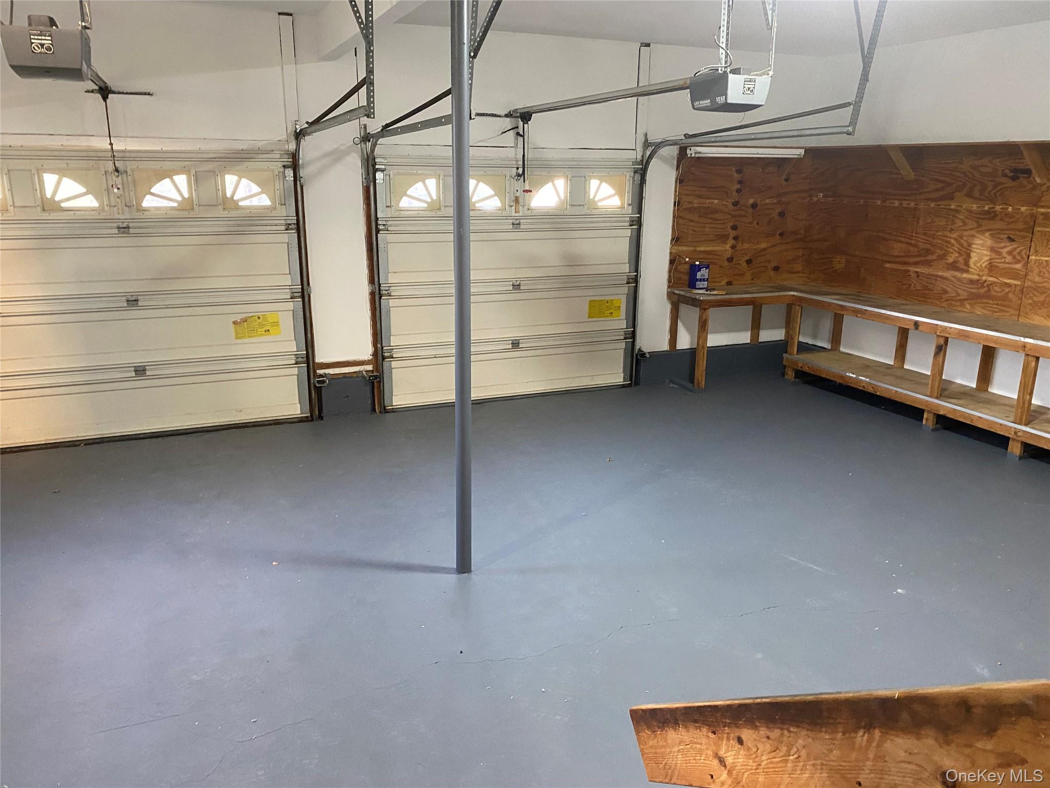 Single Family Pal  Suffolk County, NY 11786, MLS-917722-29