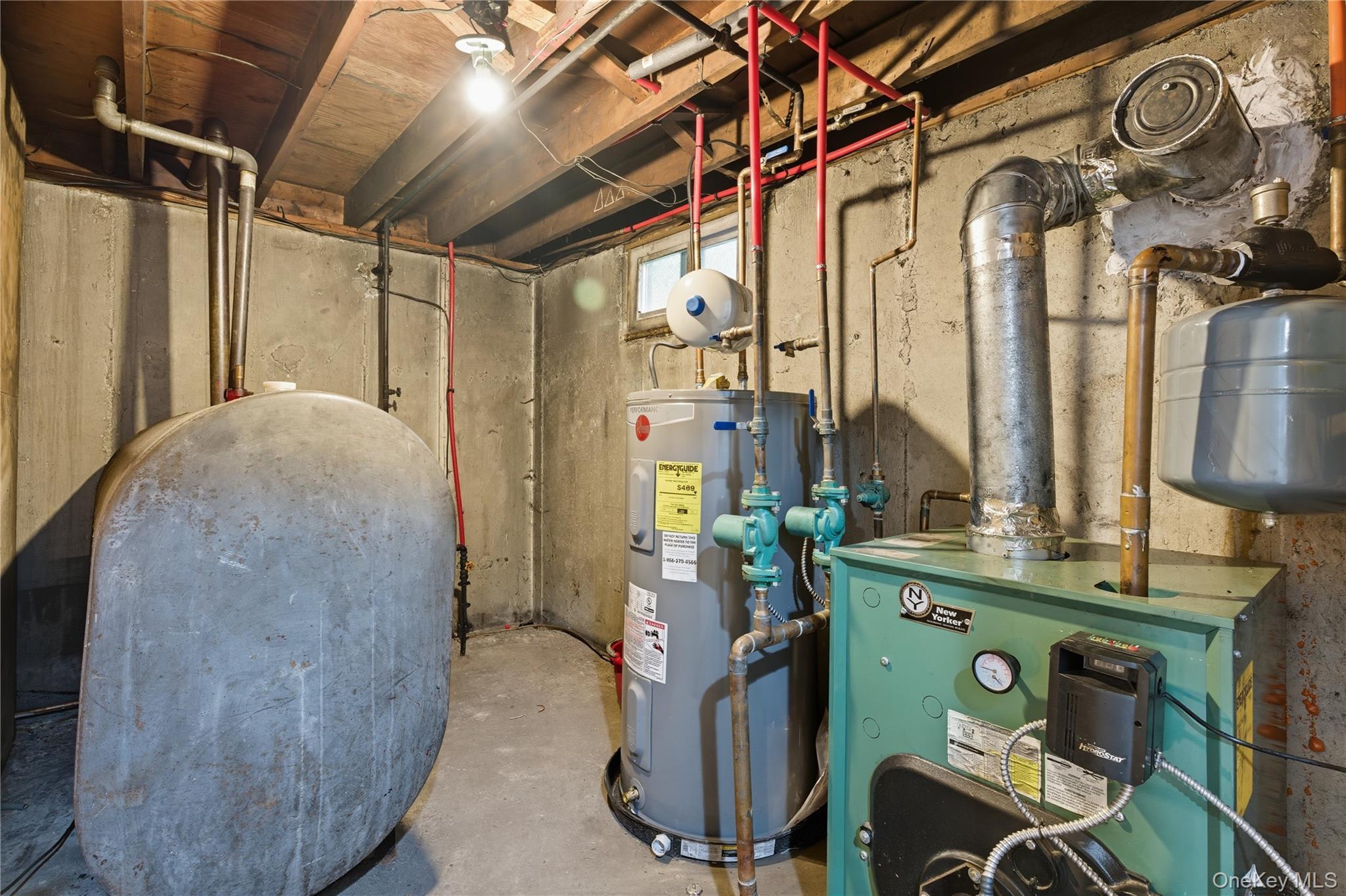 Single Family Lukens  Suffolk County, NY 11717, MLS-917725-4