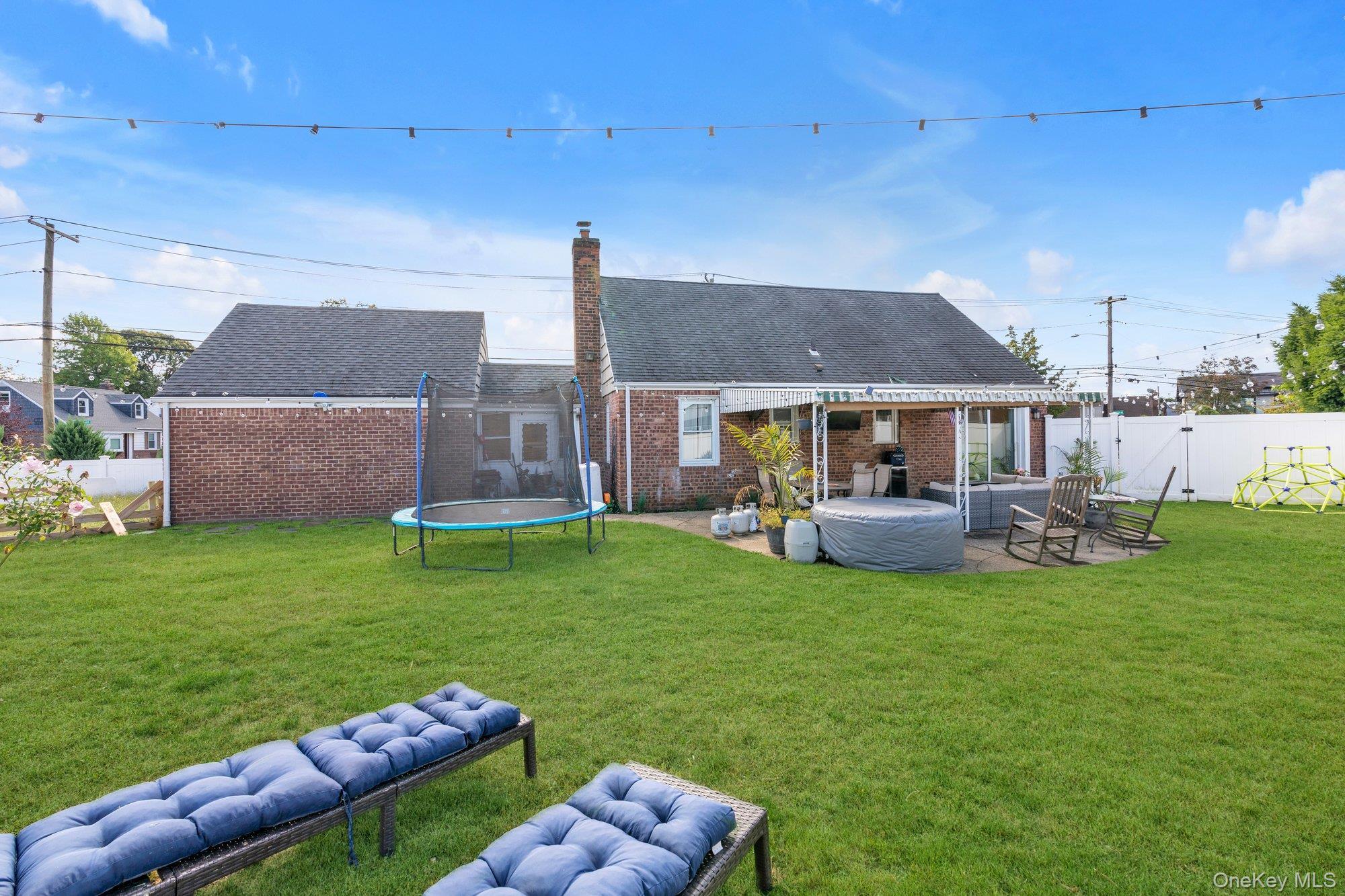 Single Family Wheeler  Nassau County, NY 11580, MLS-917728-13