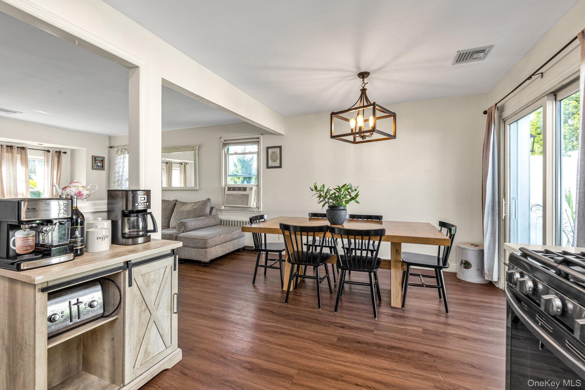 Single Family Wheeler  Nassau County, NY 11580, MLS-917728-9