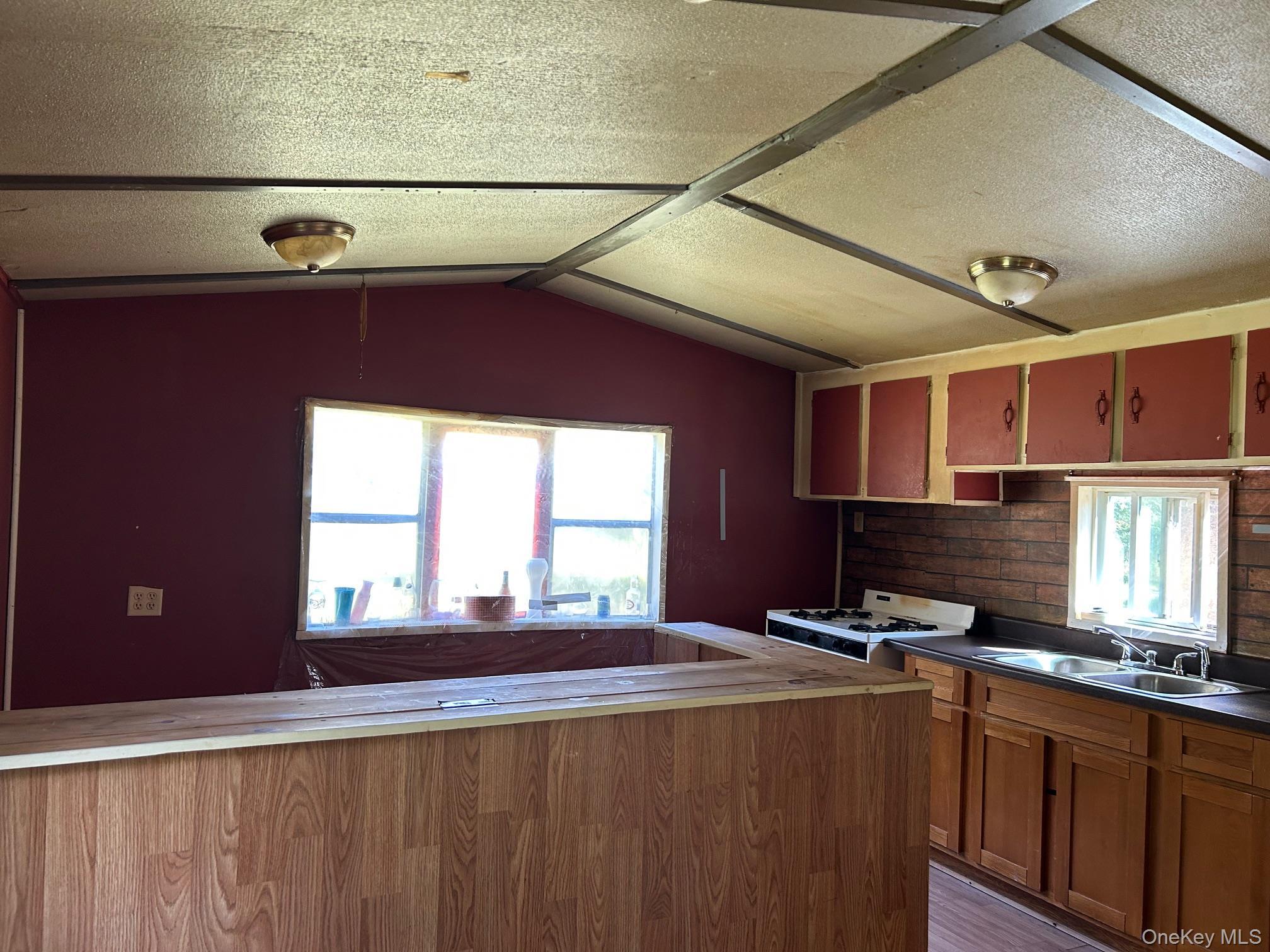 Single Family Iken  Ulster County, NY 12446, MLS-917744-3