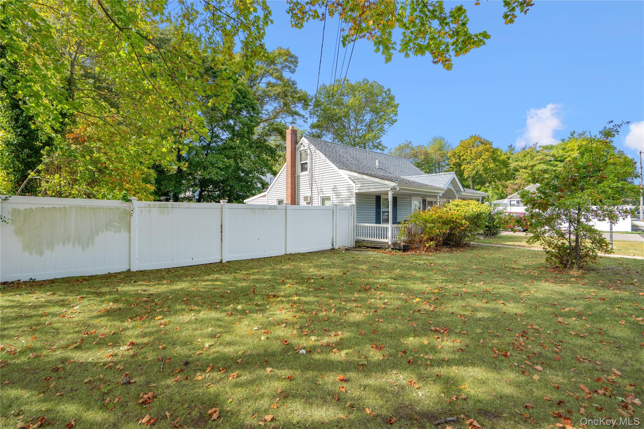 Single Family Rosevale  Suffolk County, NY 11779, MLS-917760-15