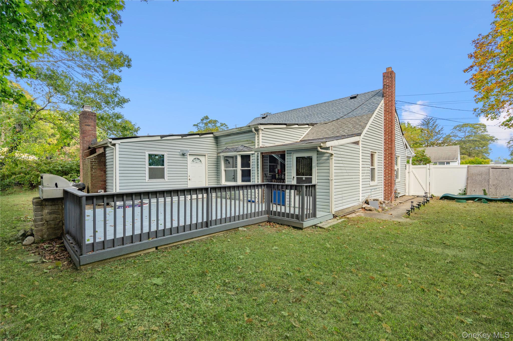 Single Family Rosevale  Suffolk County, NY 11779, MLS-917760-16