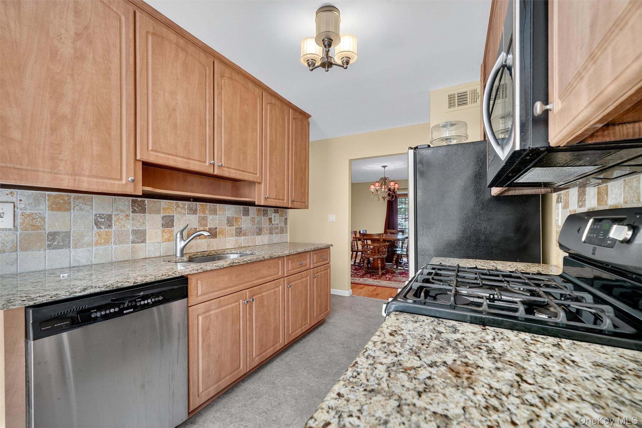 Single Family Old Lake  Rockland County, NY 10920, MLS-917763-13