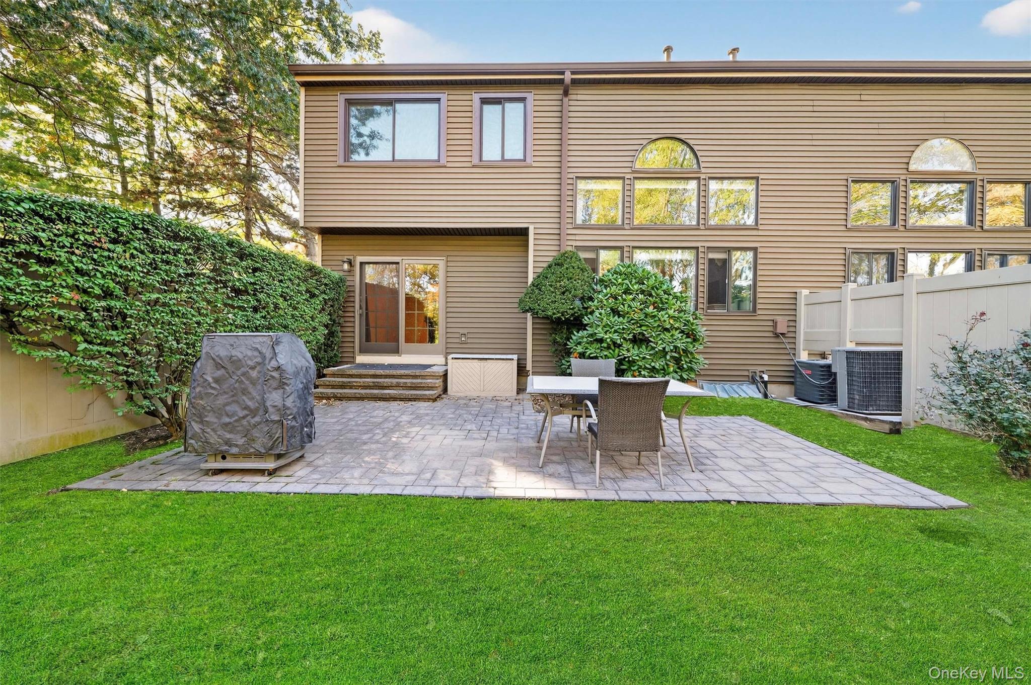 Single Family Old Lake  Rockland County, NY 10920, MLS-917763-2