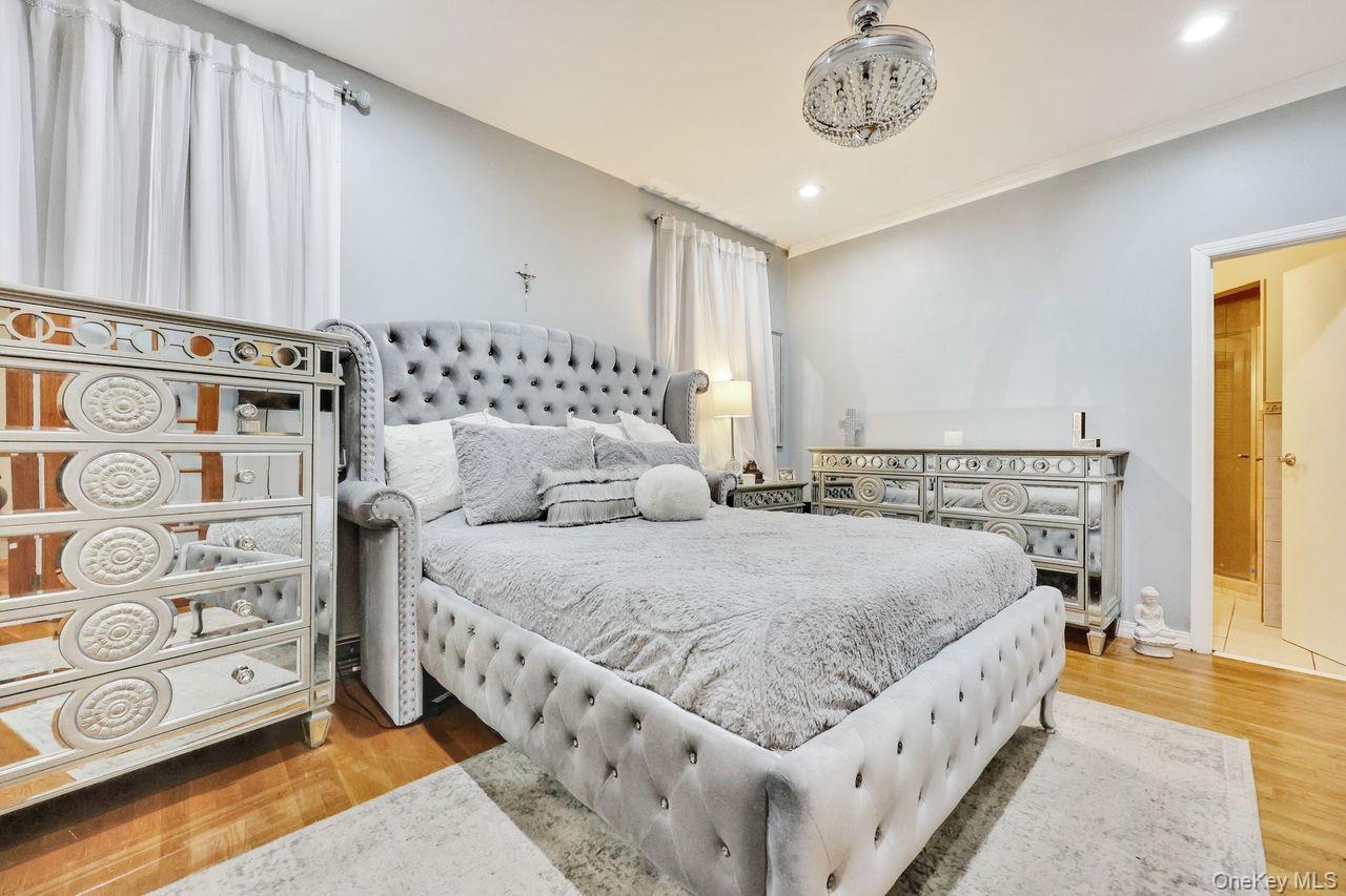 Single Family Oxford Nassau County, NY 11565, MLS-917773-13